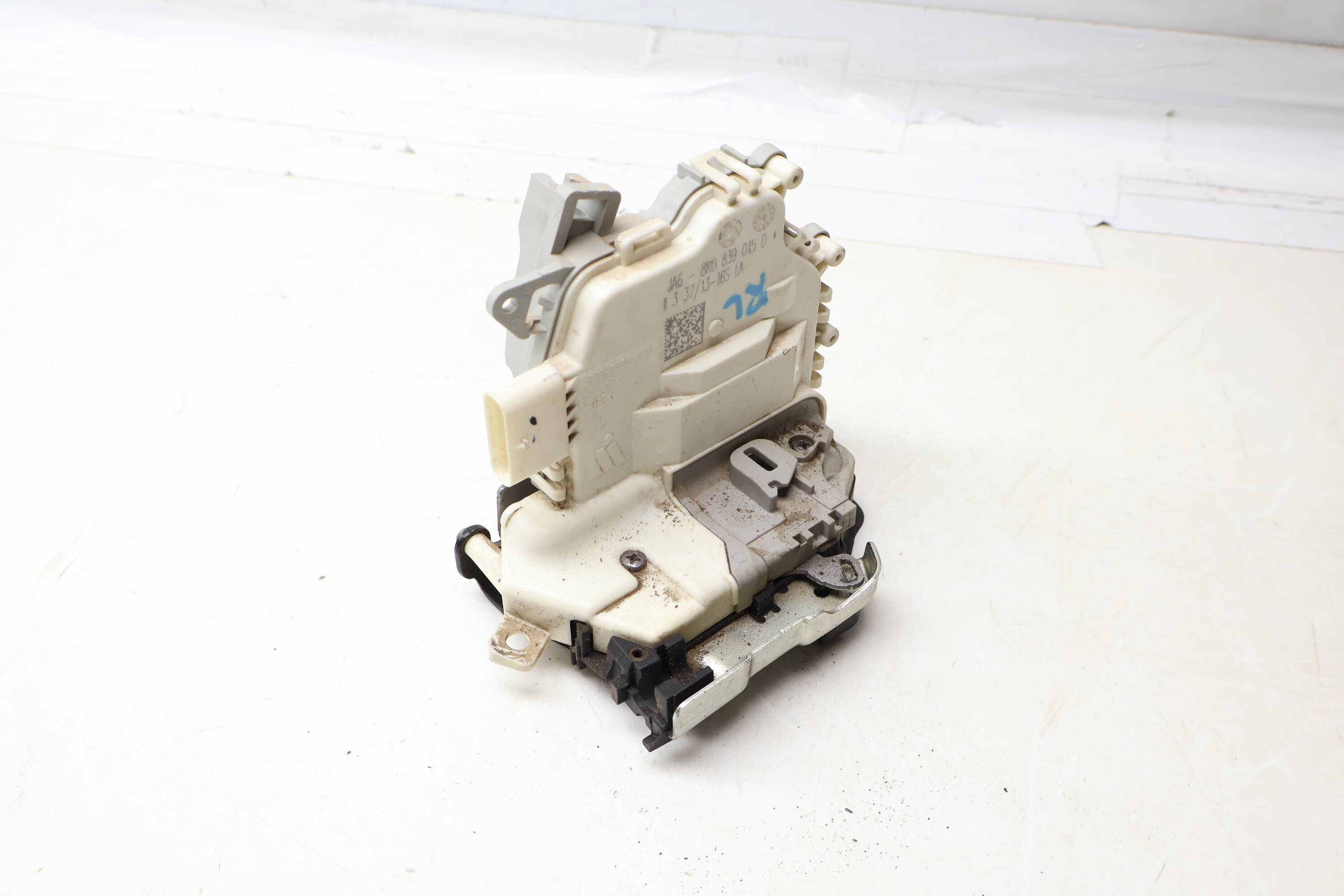 Door Latch / Lock Actuator 8K0839015D