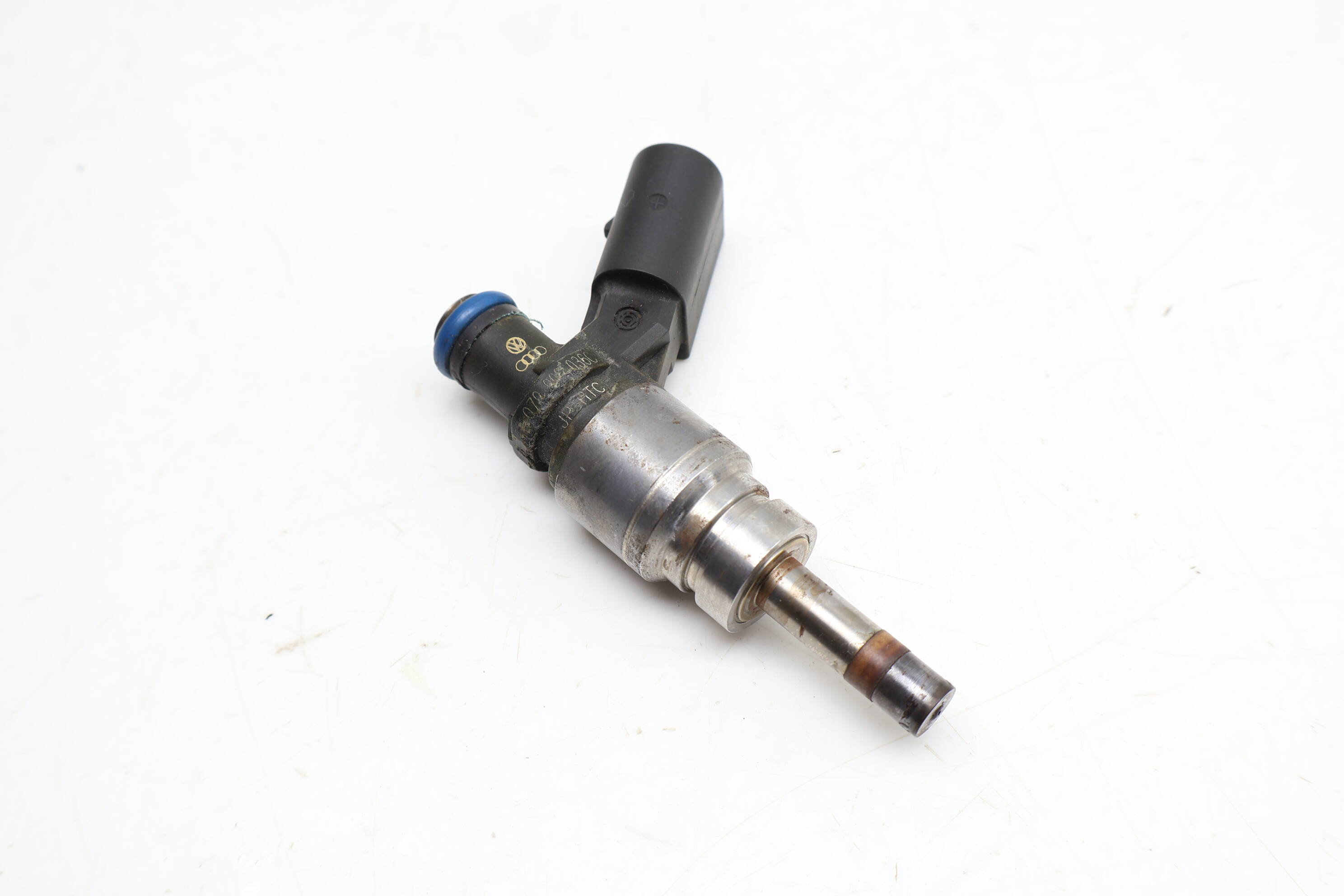 Fuel Injector 079906036C