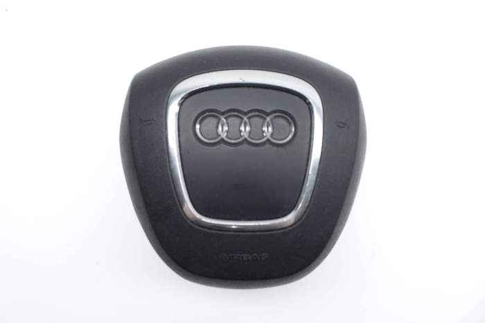 Audi Steering Wheel Airbag / Air Bag (Q7) 4L0880201S