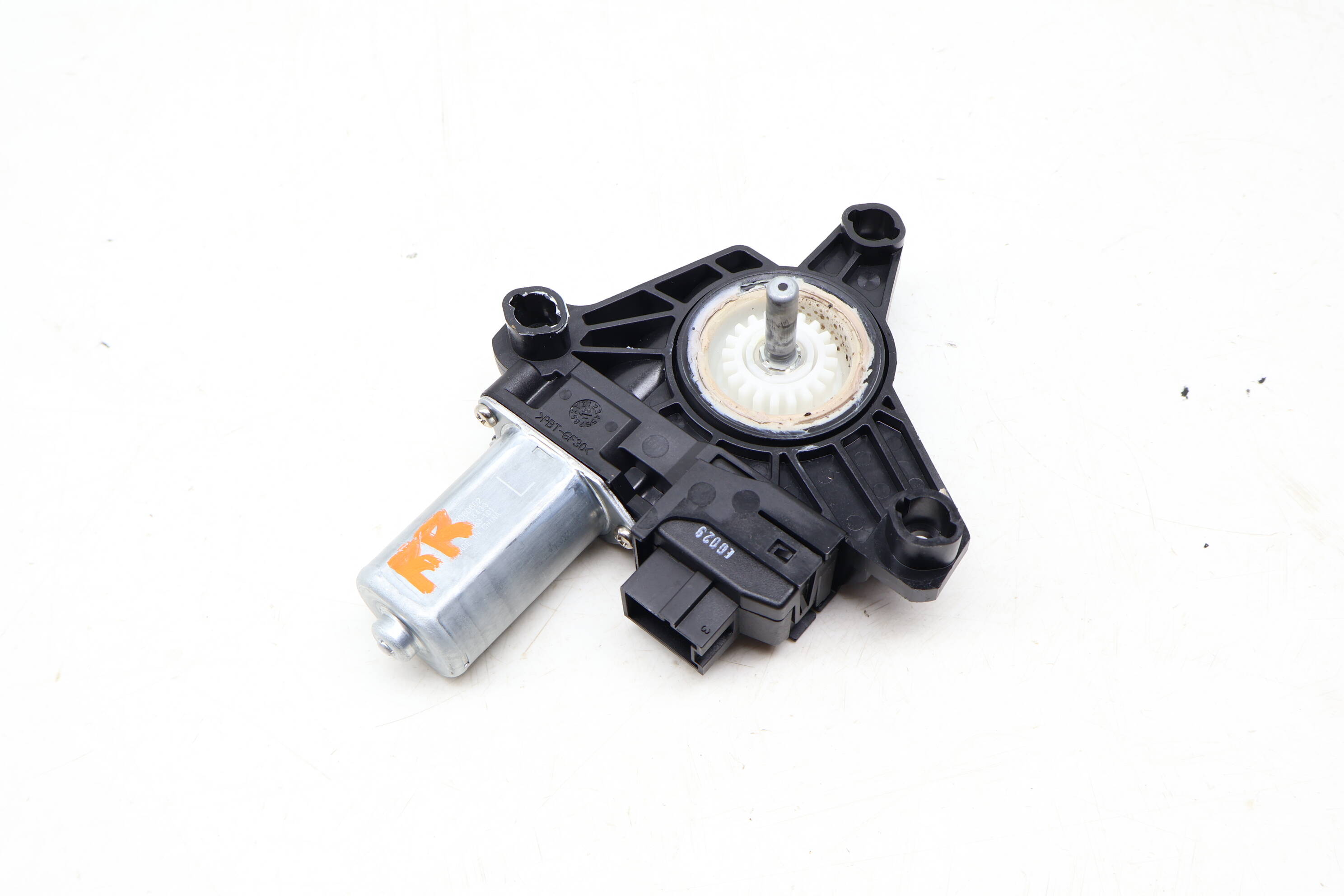 Window Motor 2139060602