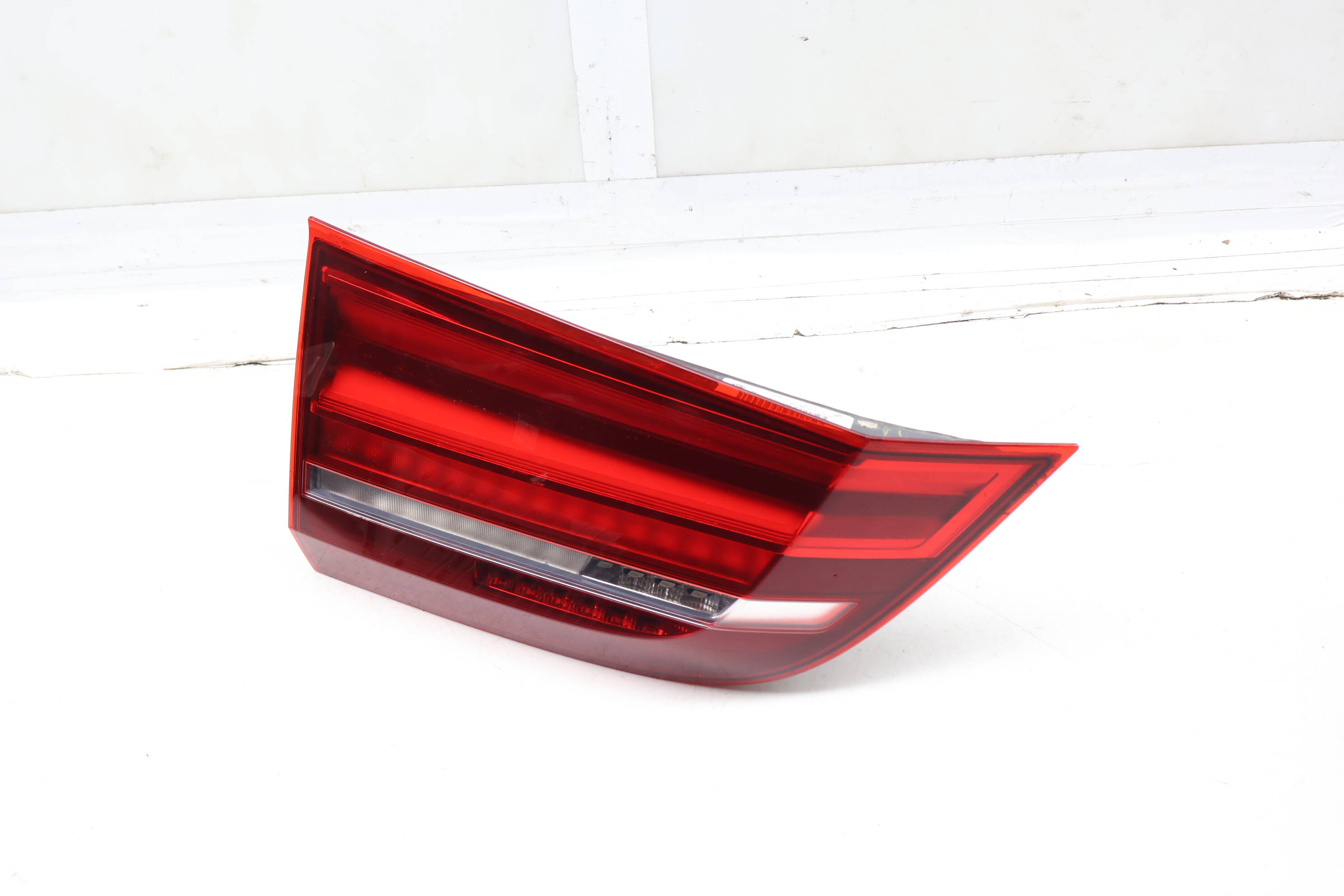 Inner Tail Light / Lamp 63217329045
