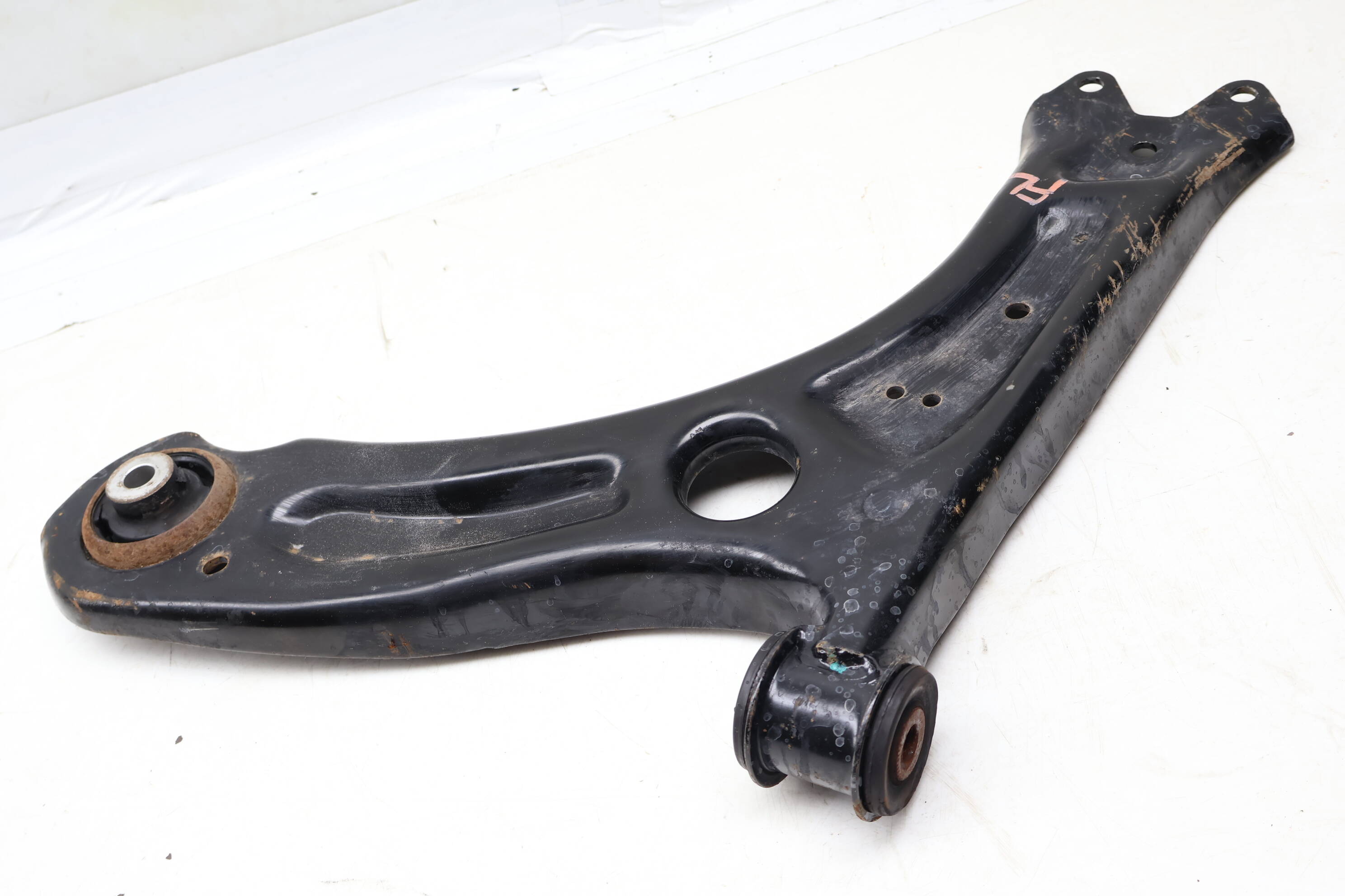 Lower&#x20;Control&#x20;Arm&#x20;5C0407151B