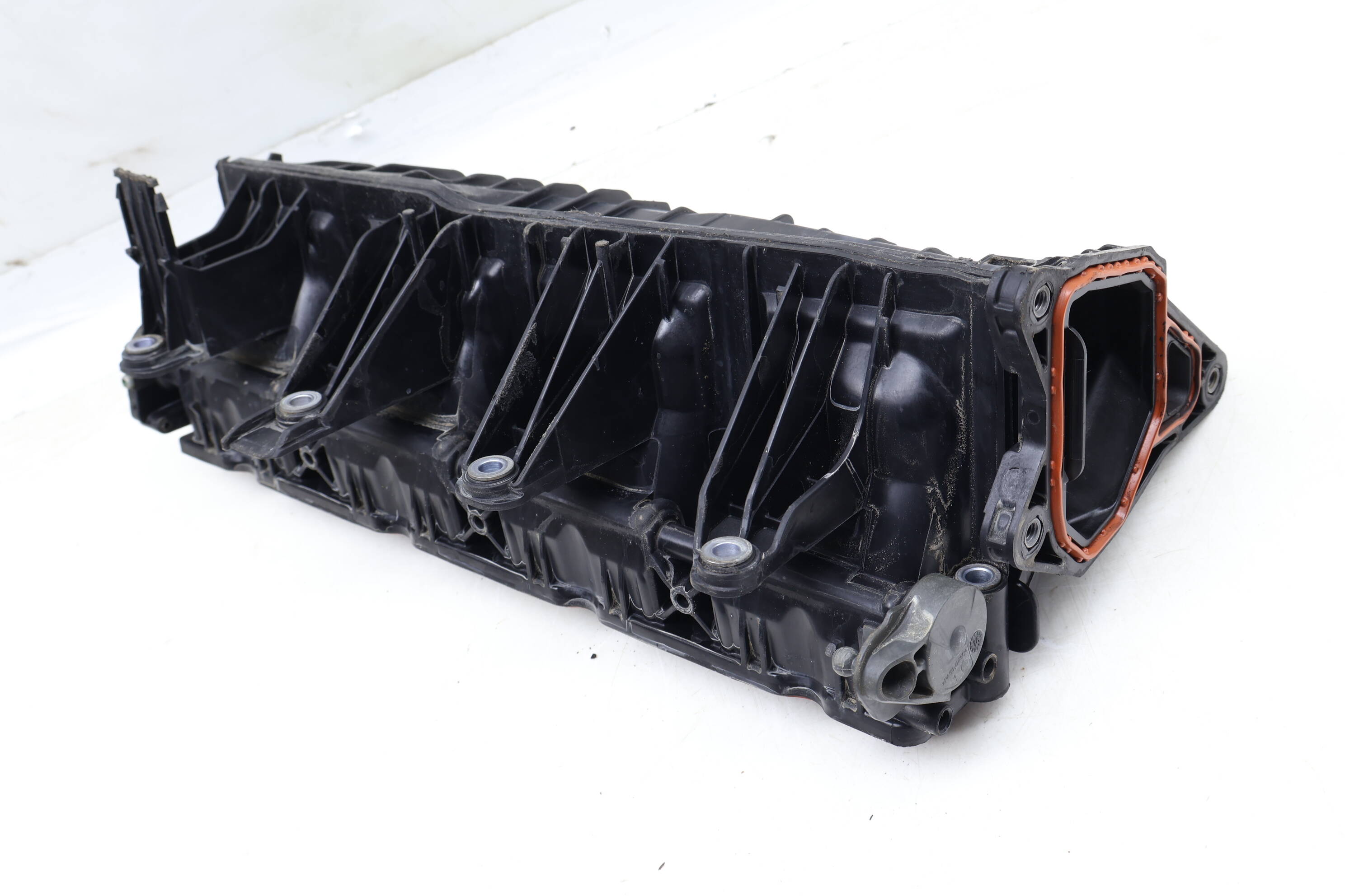 Lower Intake Manifold Air Distribution Housing 079133110BR