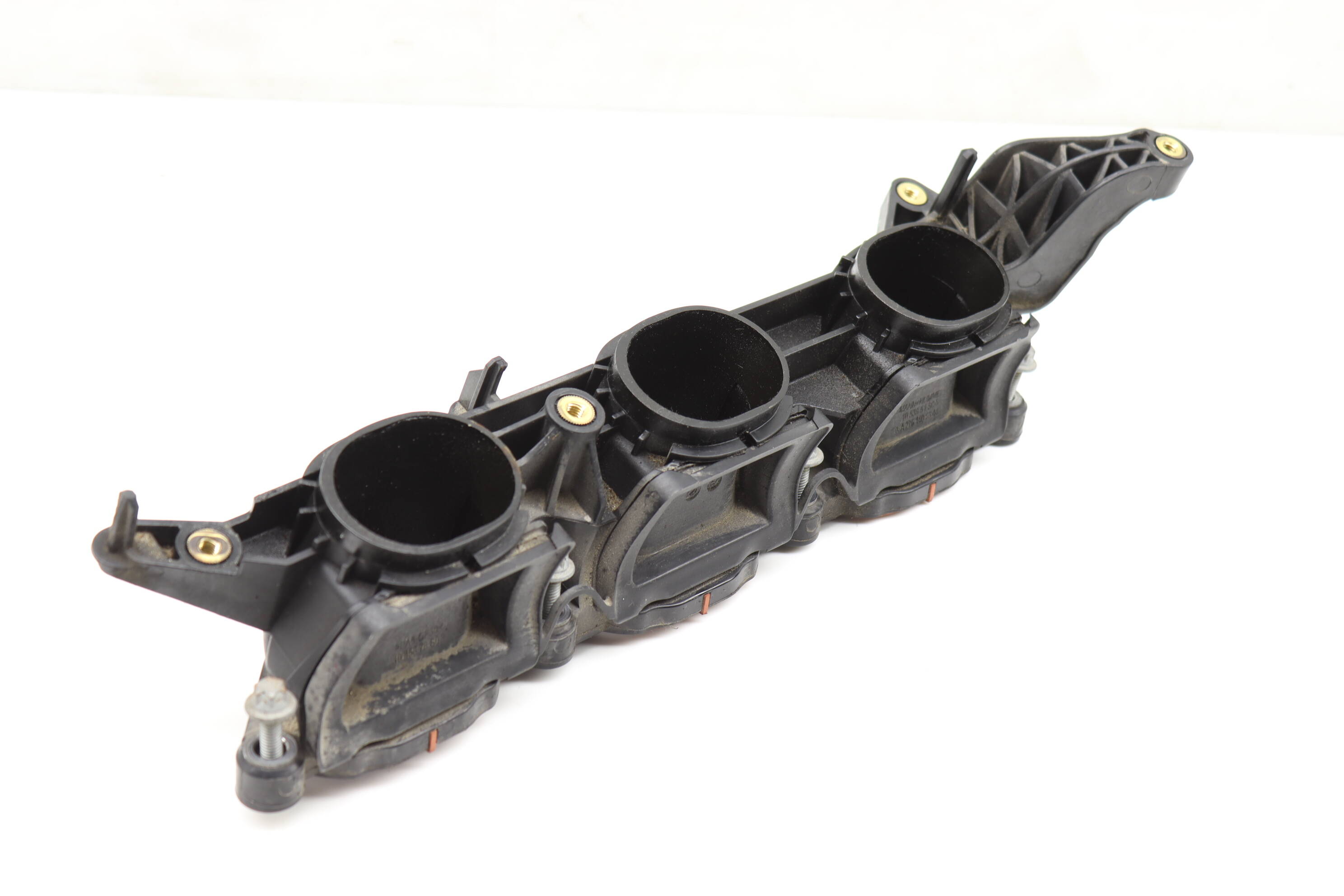 Lower Intake Manifold Air Distribution Housing 2761401344