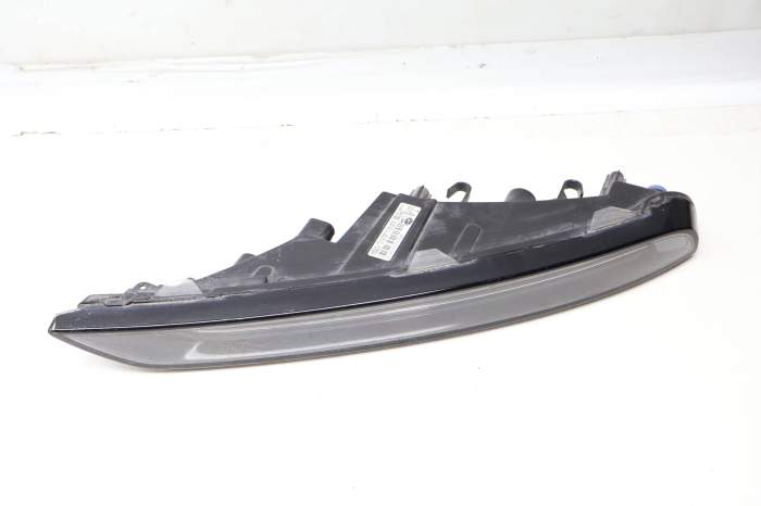Daytime Running Light / Turn Signal 95B941181A main product photo
