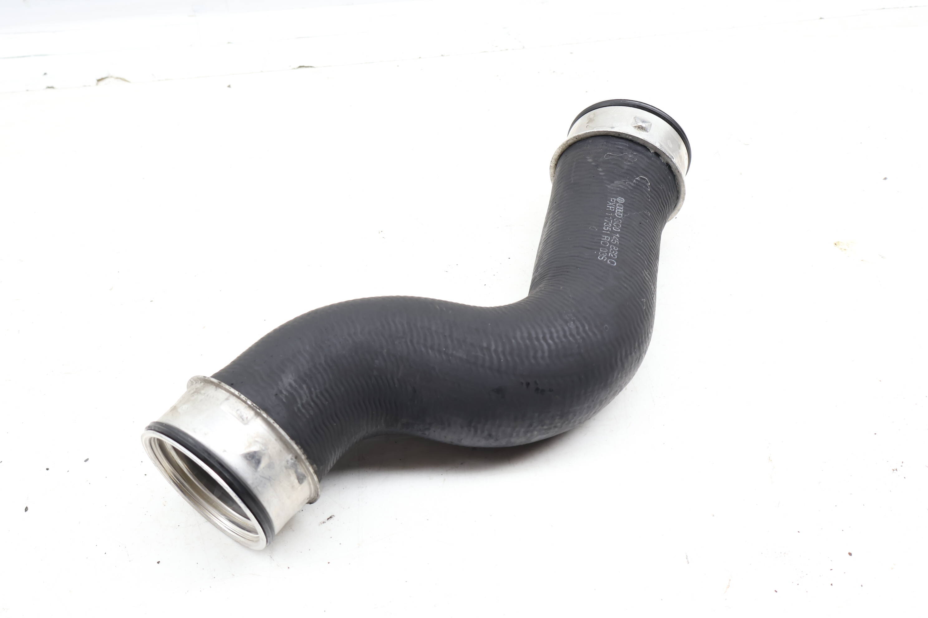 Turbo Intercooler Hose / Tube 3C0145832Q