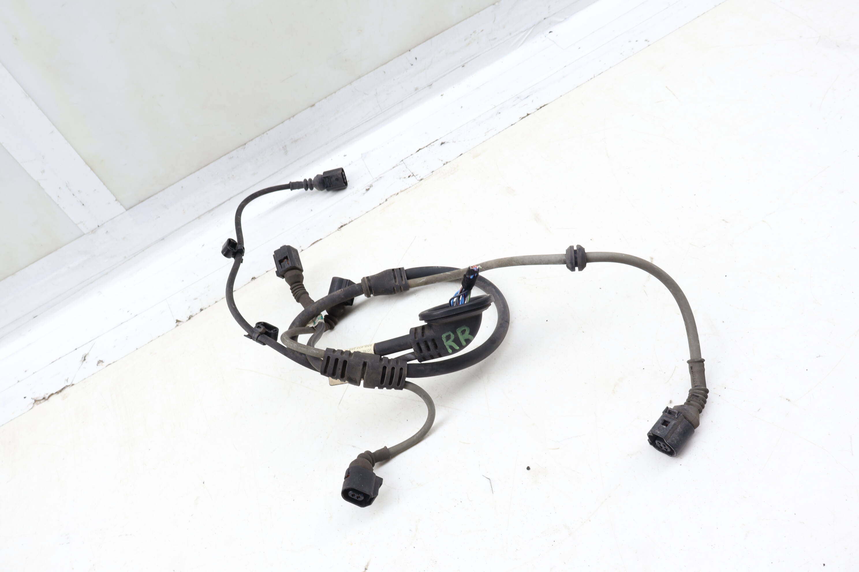 Abs / Speed Sensor Wiring Harness 95B972254J