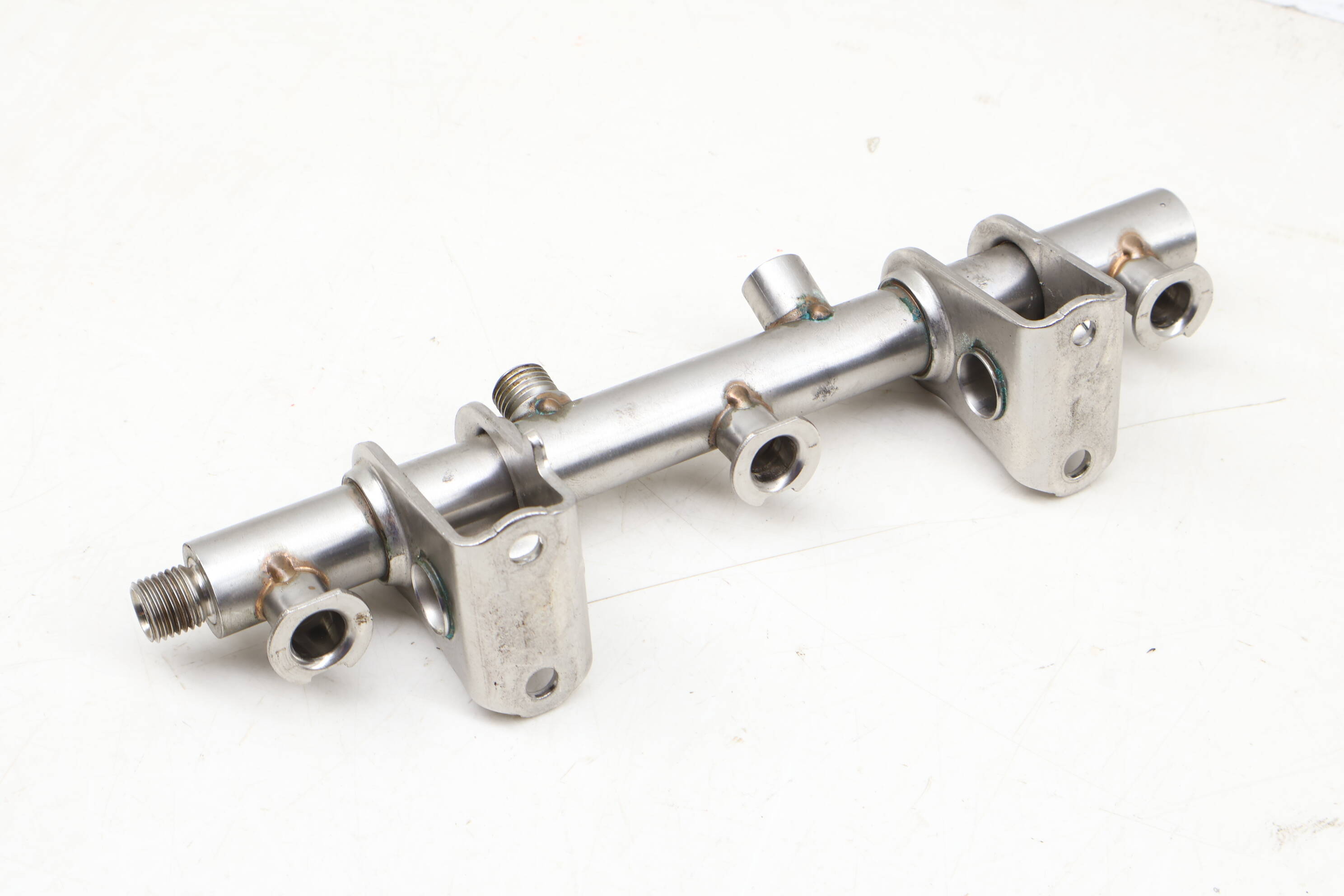 Fuel Rail 94611011800