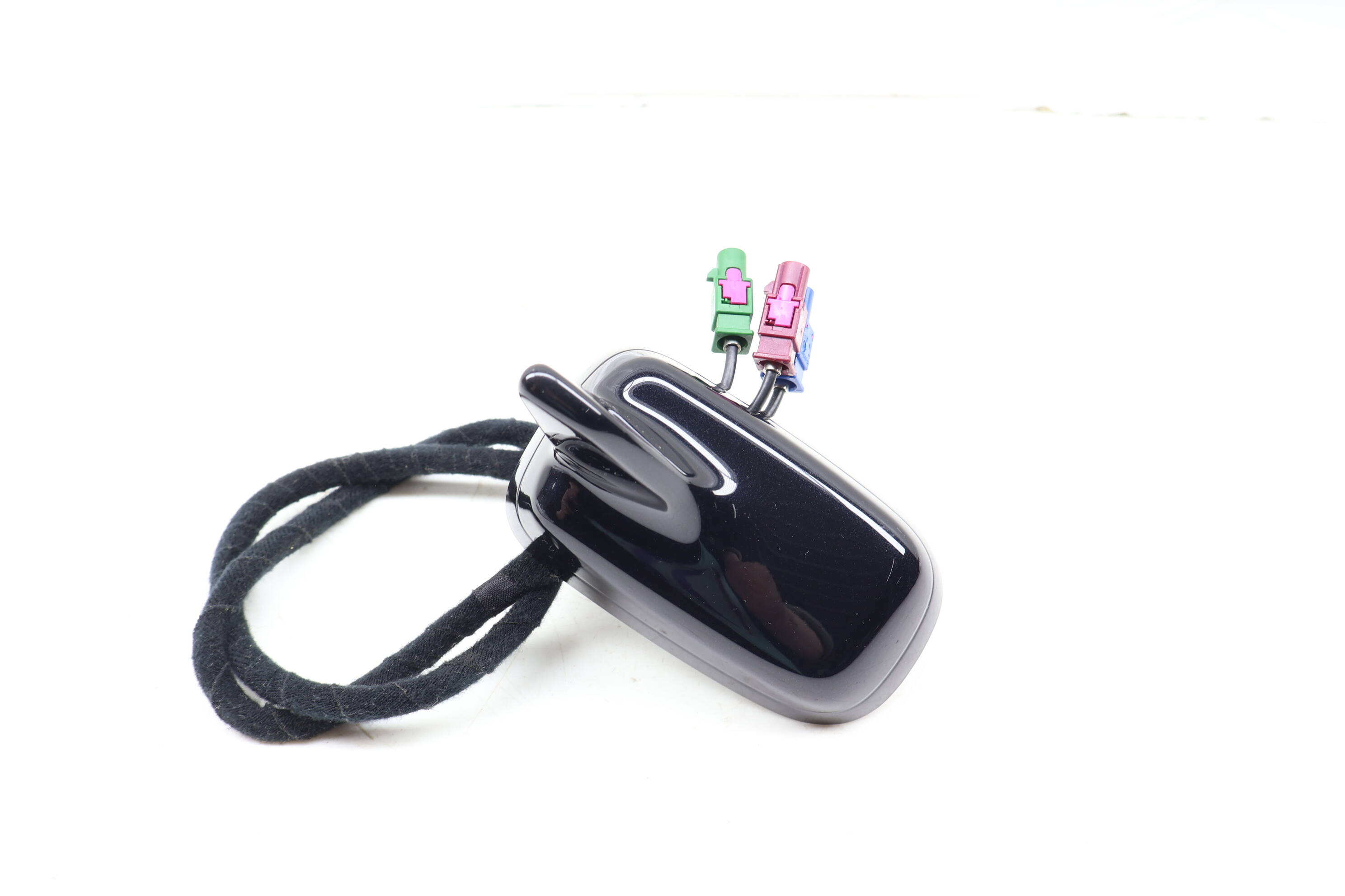 Shark Fin / Roof Antenna 4L0035503N