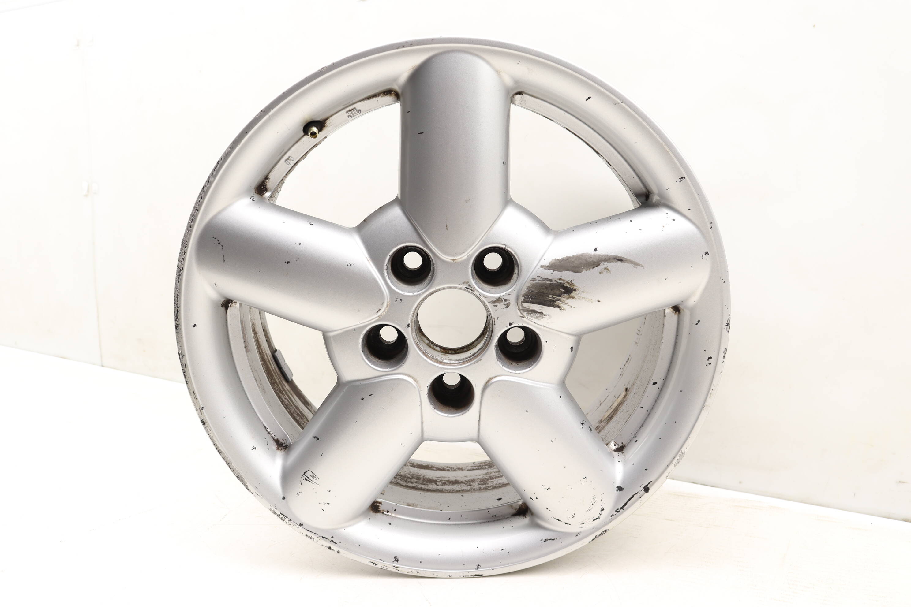 16" Inch Alloy Rim / Wheel (5-Spoke) 7D0601025B