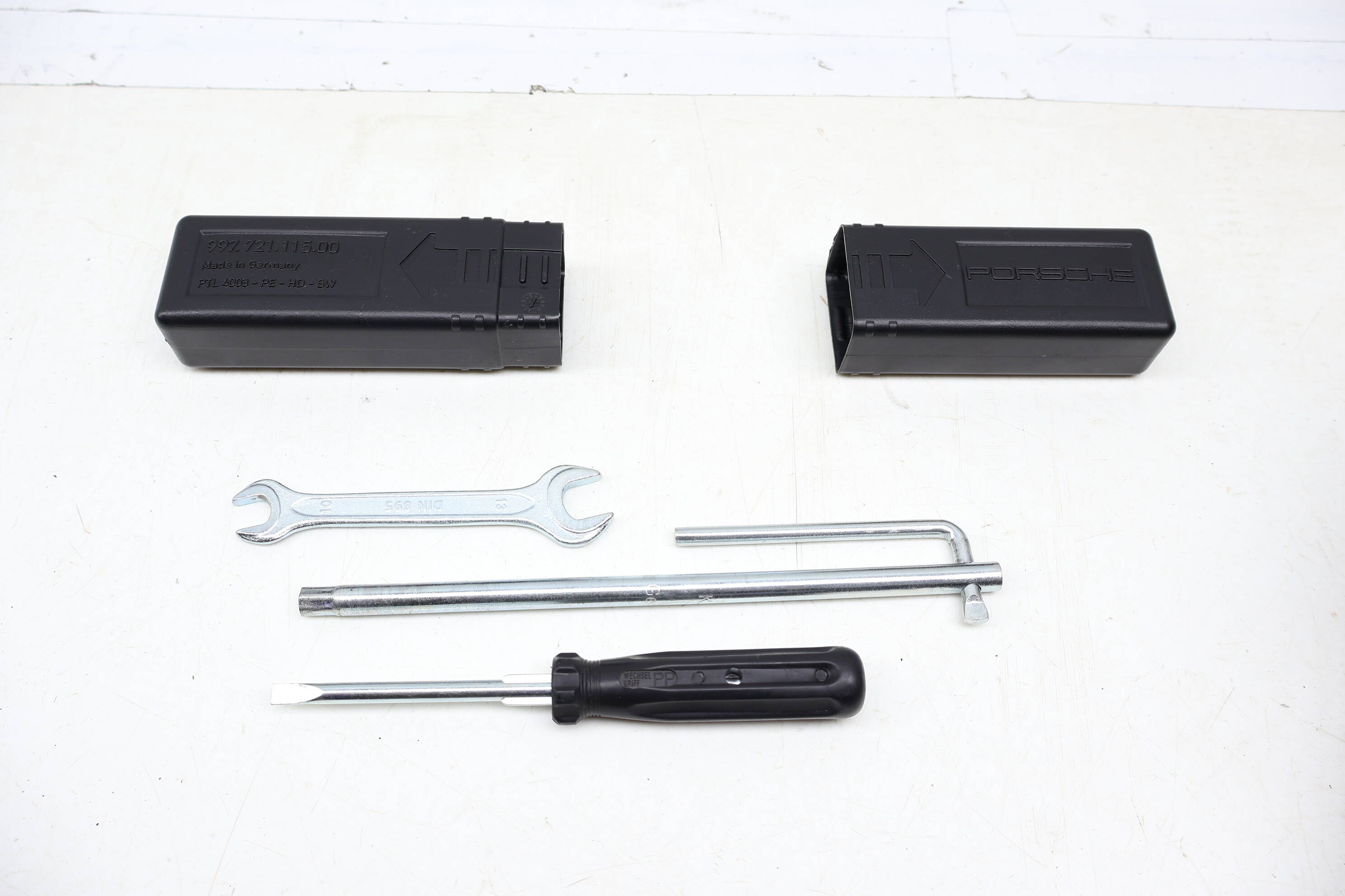 Tool Kit / Box 99772111500