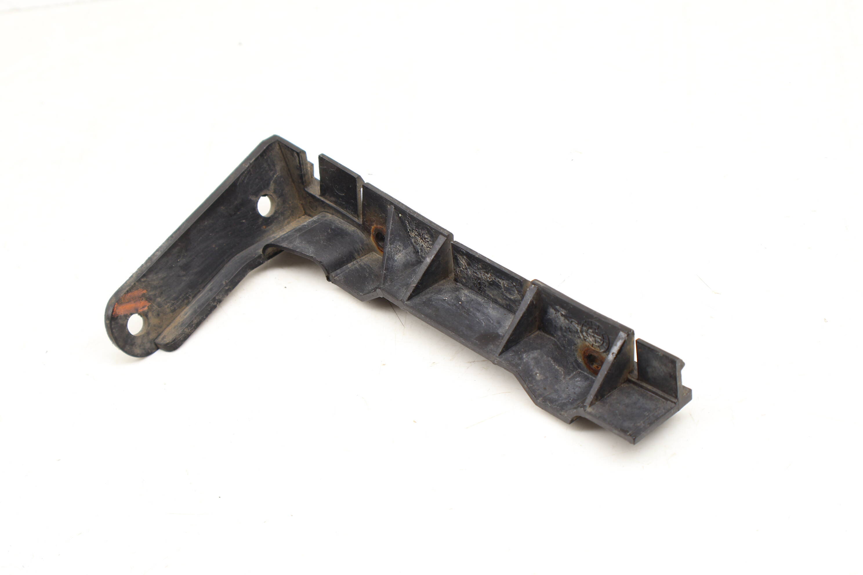 Bumper Guide / Bracket 4E0807284A