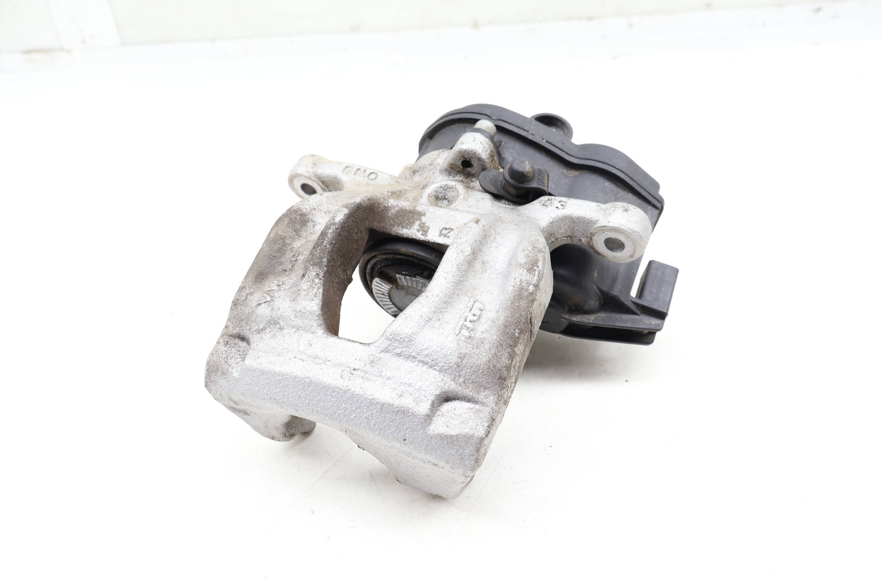 Brake Caliper / Motor 8W0615403N