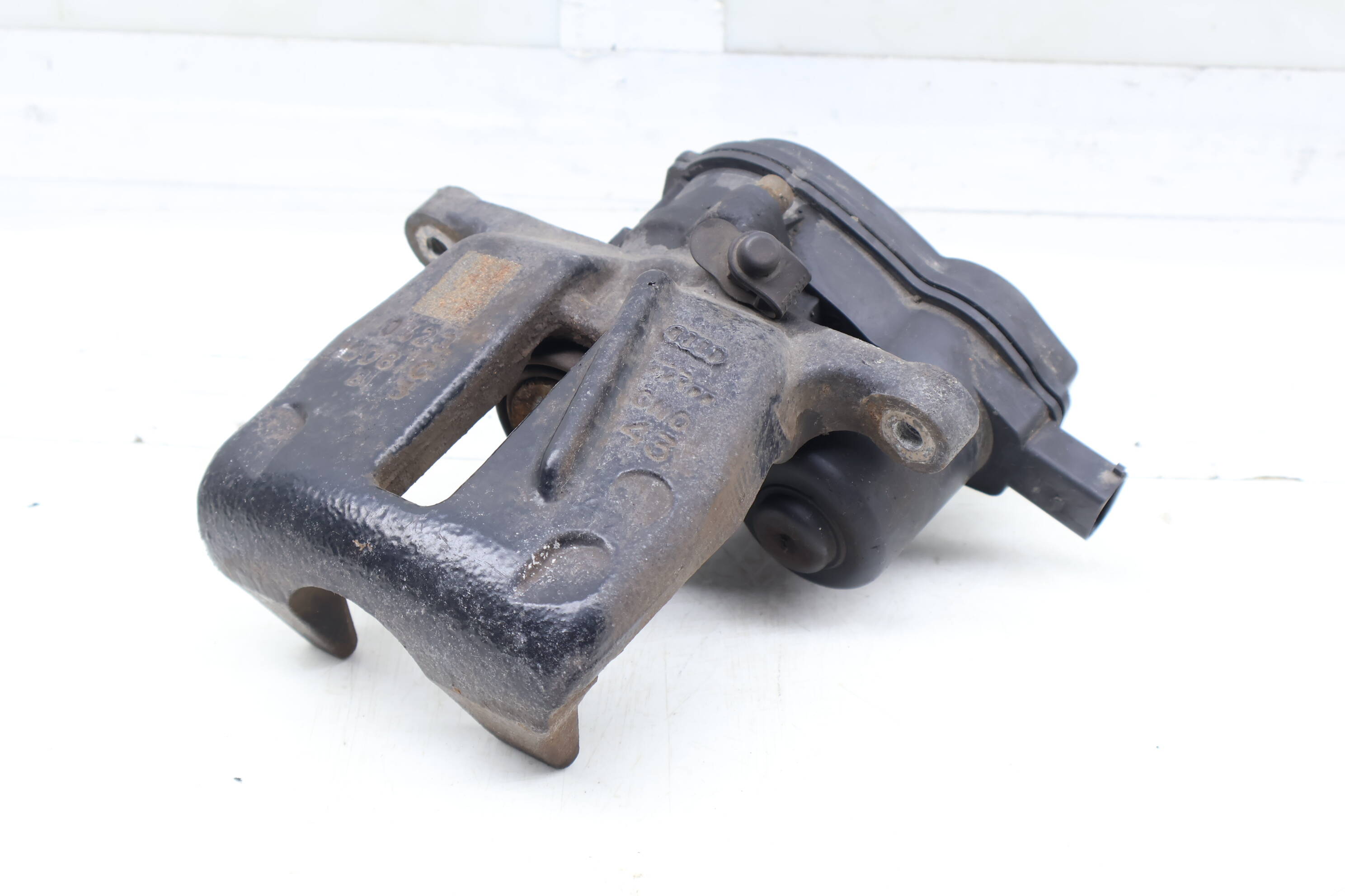 Brake Caliper / Motor 4G0615403C
