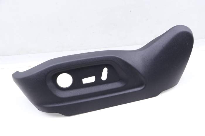 Seat Trim Panel 8U0881313 main product photo