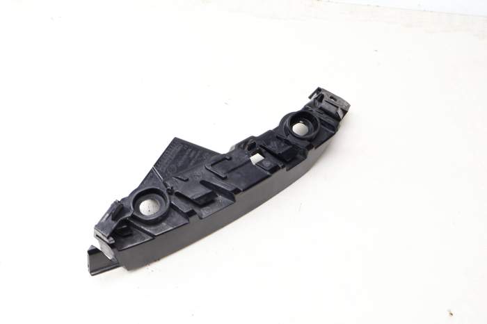 Bumper Guide / Bracket 3CN807049 main product photo