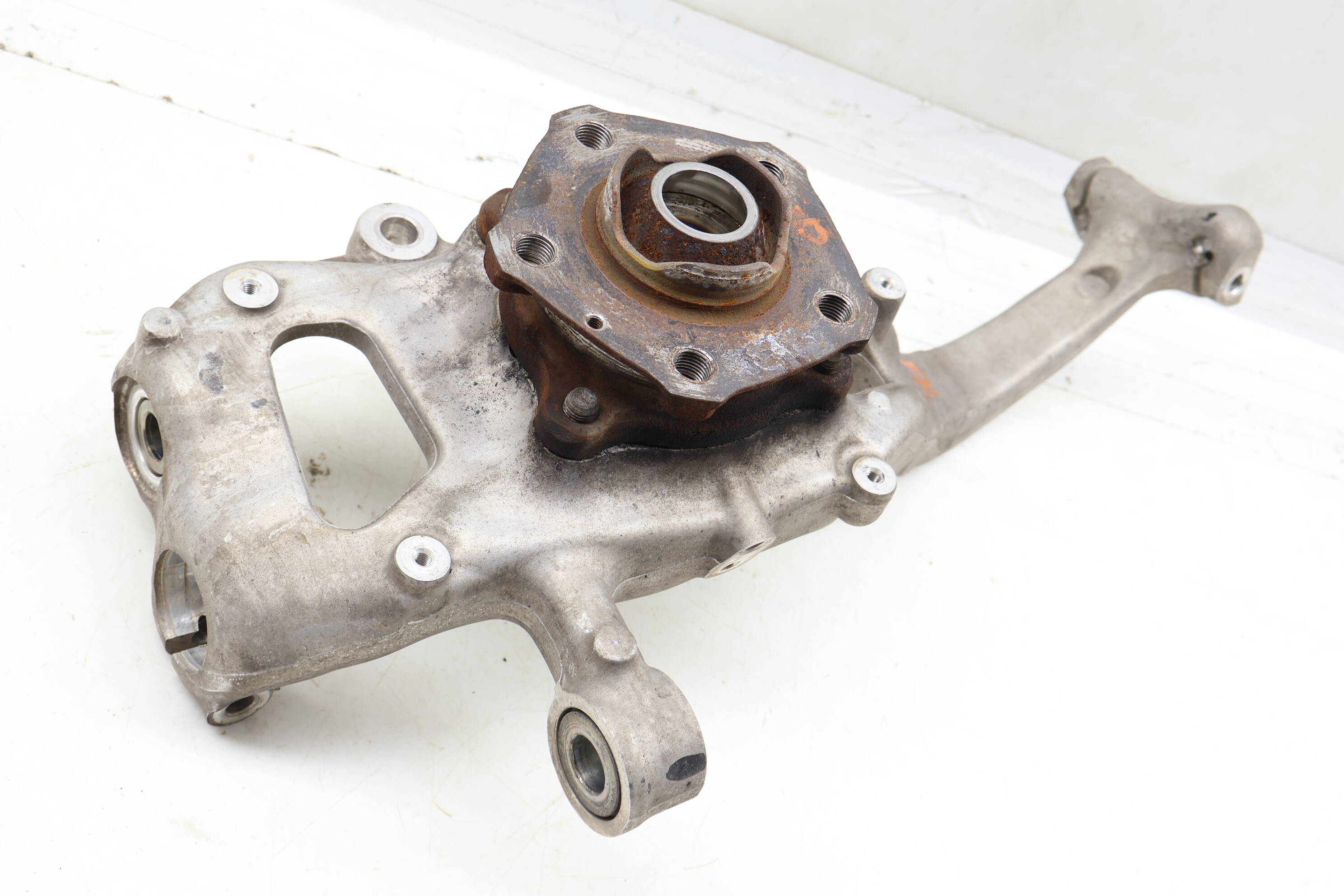 Spindle Knuckle W/ Wheel Bearing 8W0407242F