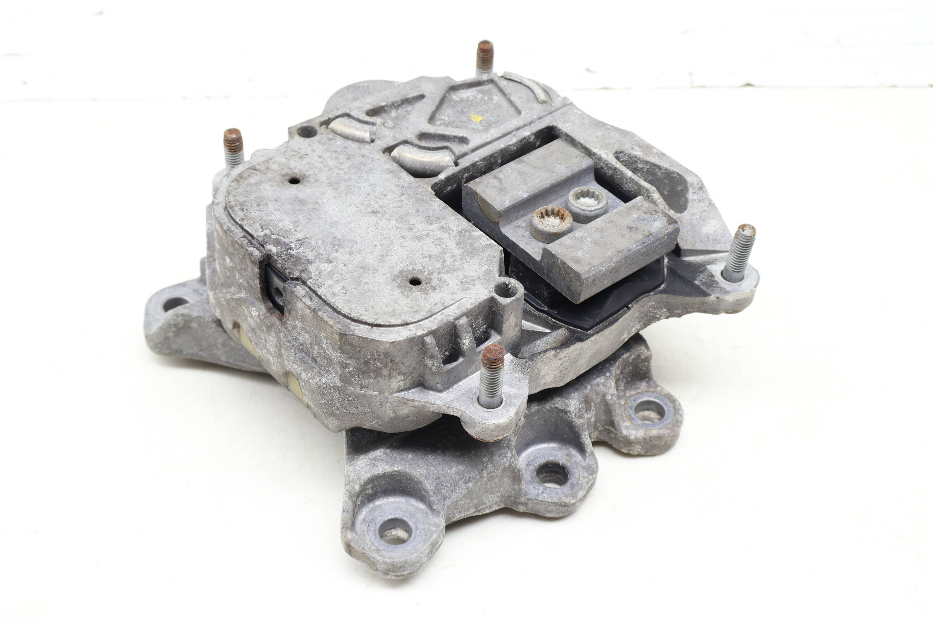 Transmission Mount W/ Bracket 4G0399153T