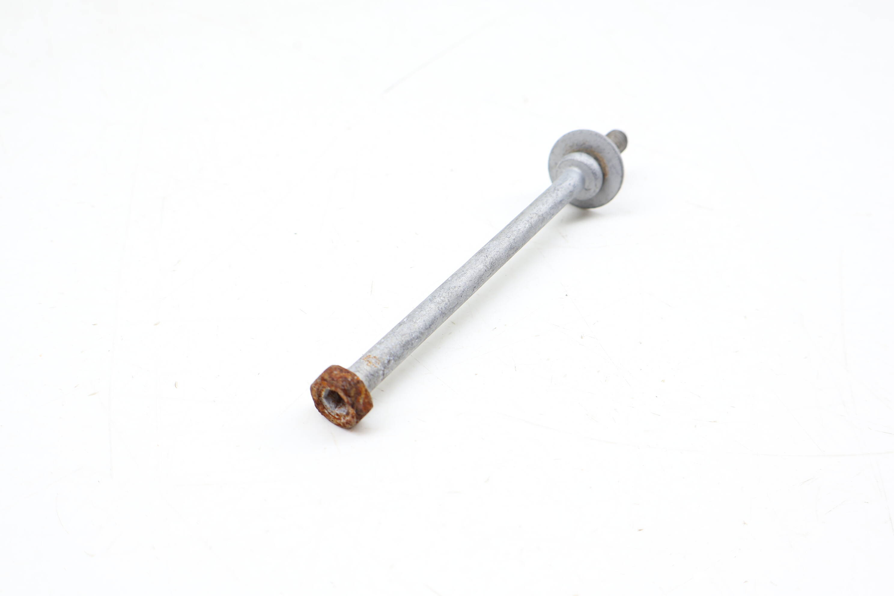Battery Tie Down Screw / Bolt 61213403992