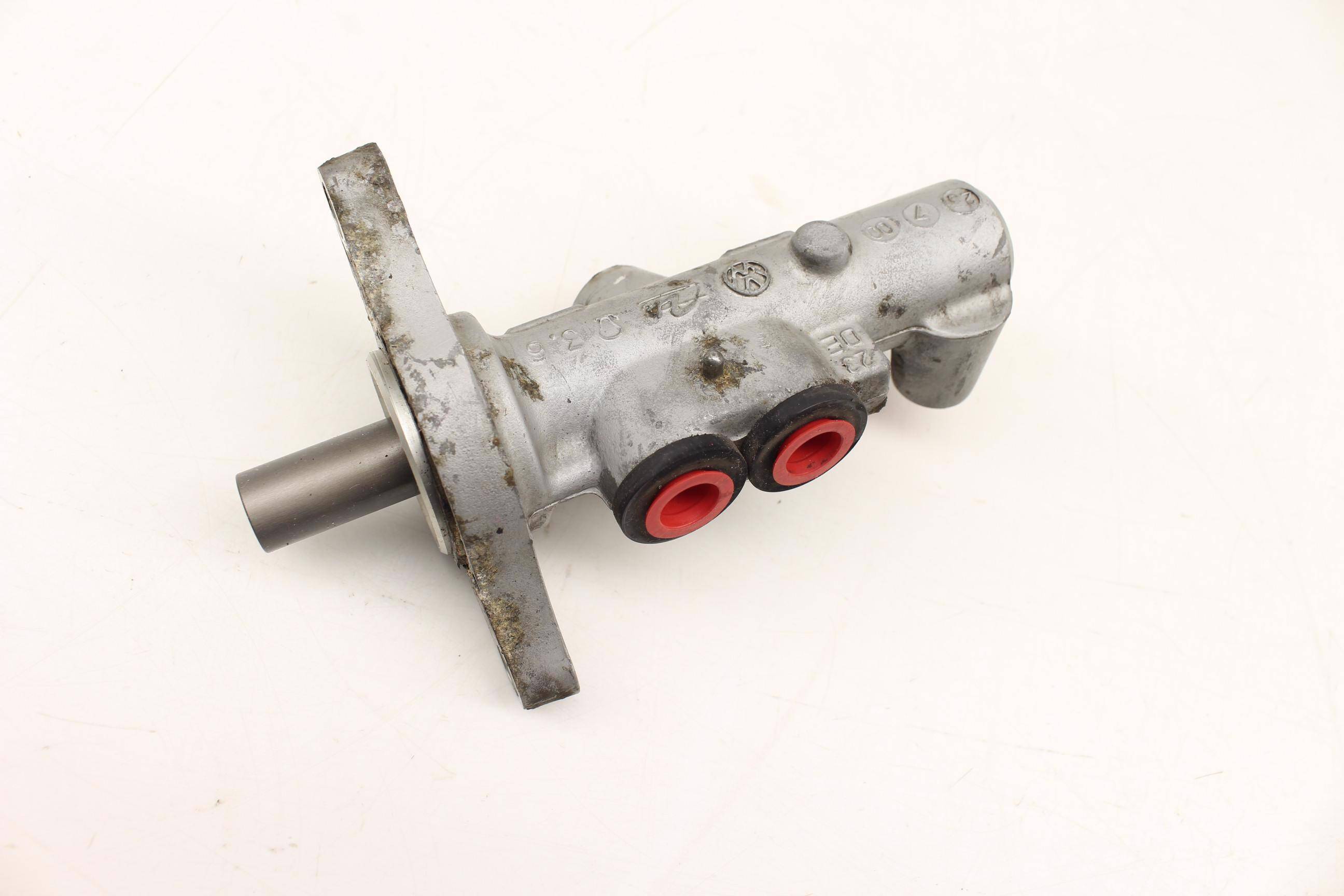 Brake Master Cylinder 1J1614019A