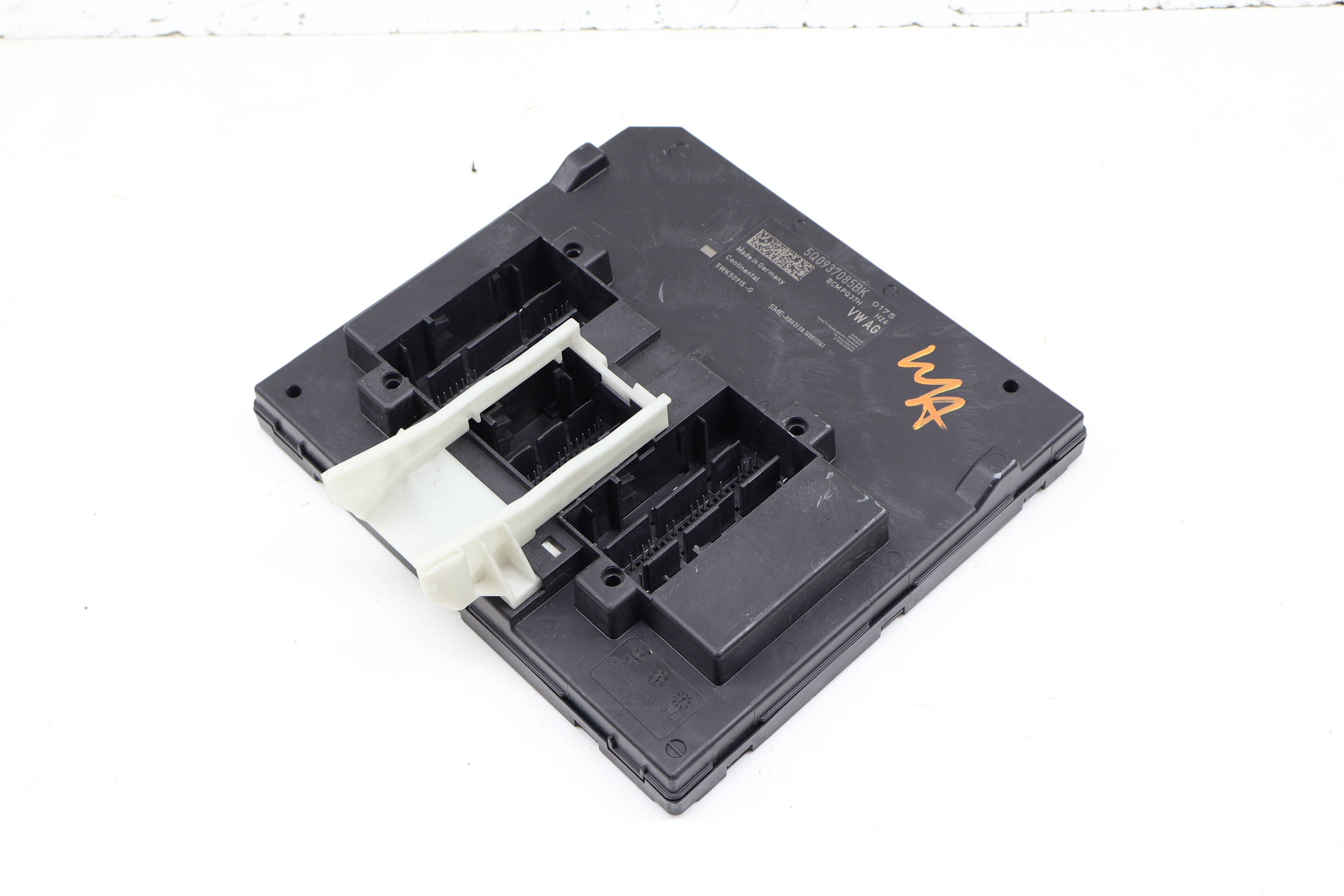 Onboard Supply Control Module / Bcm 5Q0937085BK