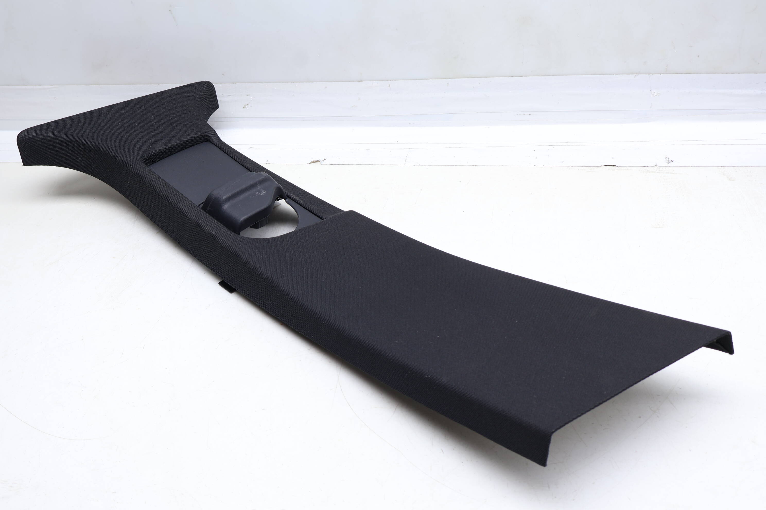 Upper B Pillar Trim / Panel 2536901325