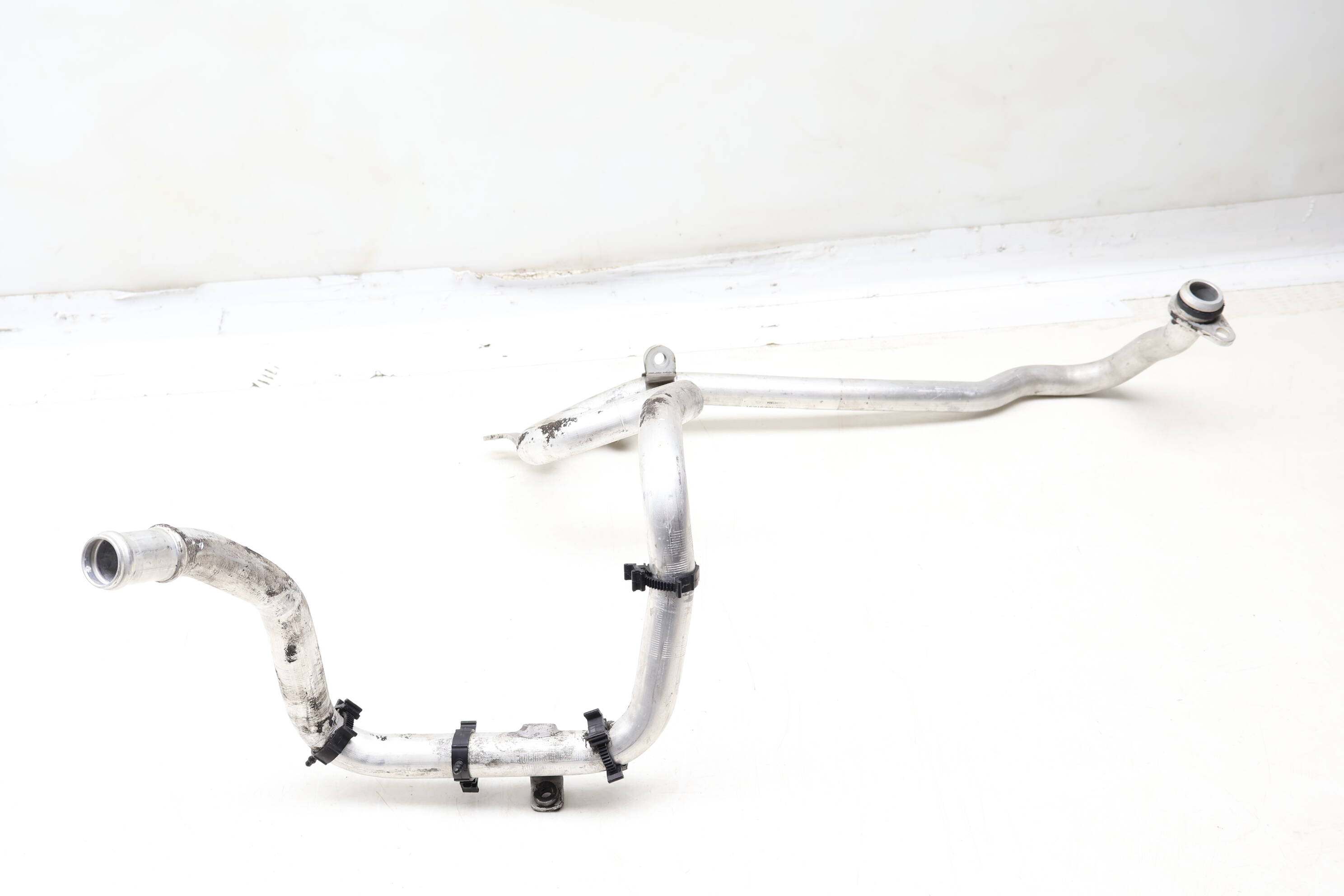 Coolant Line / Pipe / Tube 94610601031