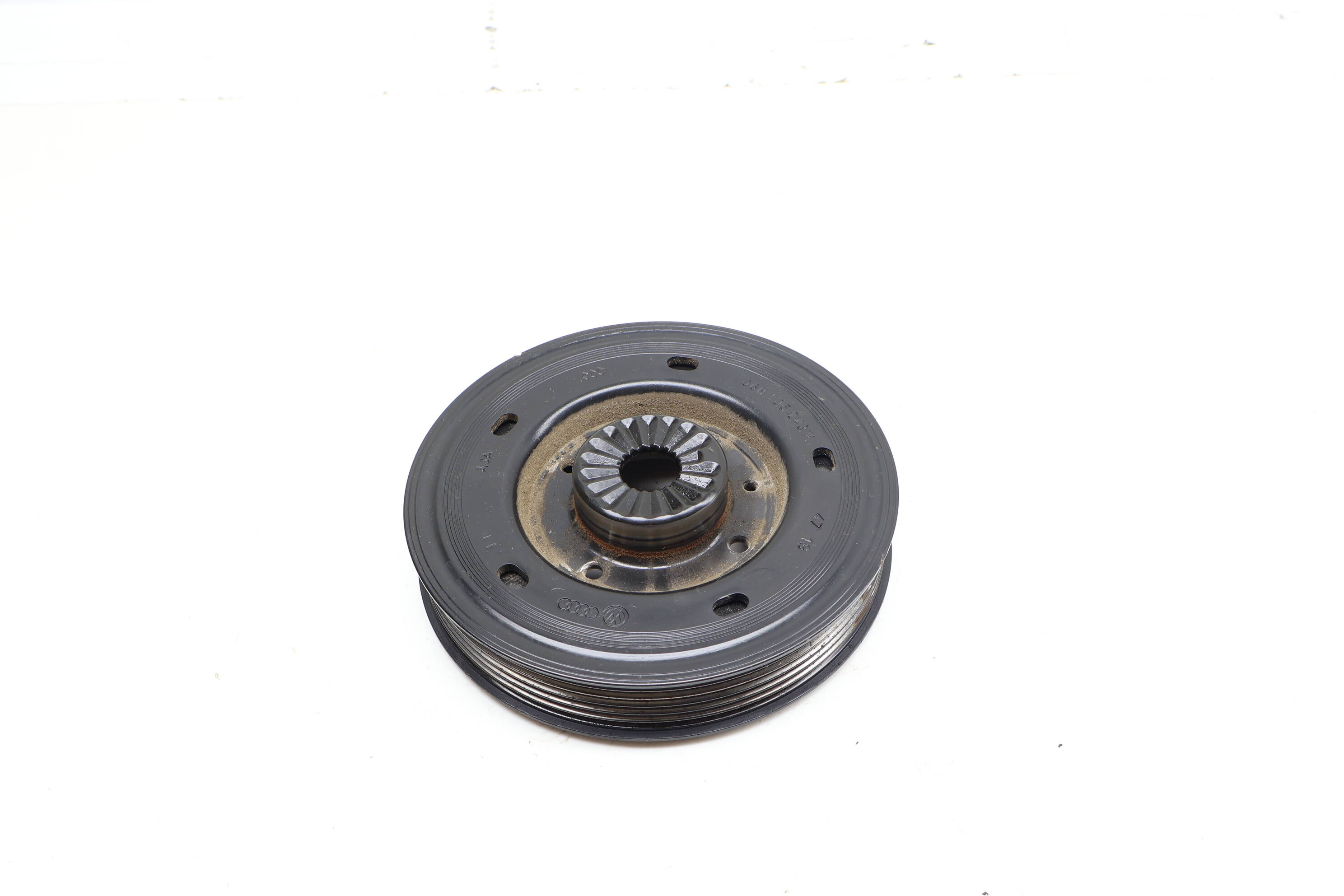 Harmonic Balancer / Crankshaft / Crank Pulley 06H105243M