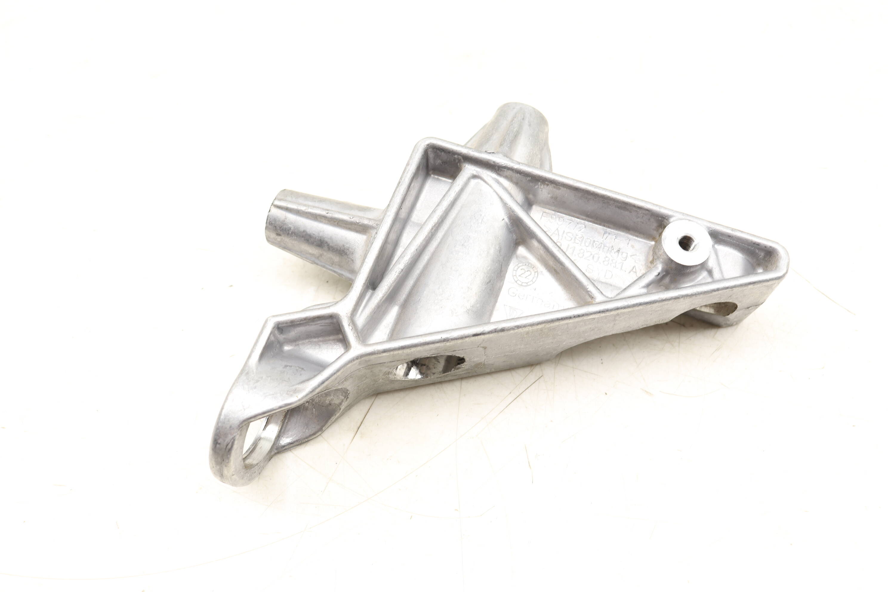 Engine Motor / Transmission Mount Bracket 9J1820881A