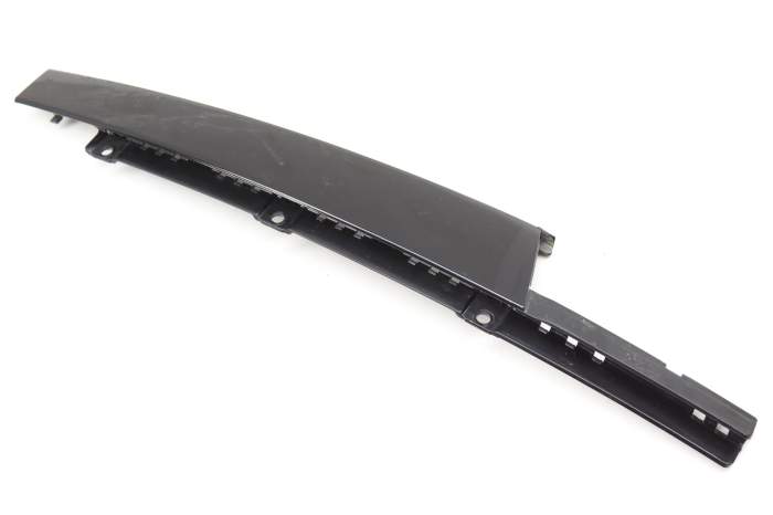 Exterior B Pillar Trim / Cover 8W0837901A main product photo