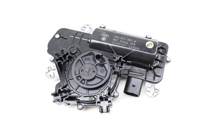 Hatch / Trunk Lid Motor 3G0827887B main product photo