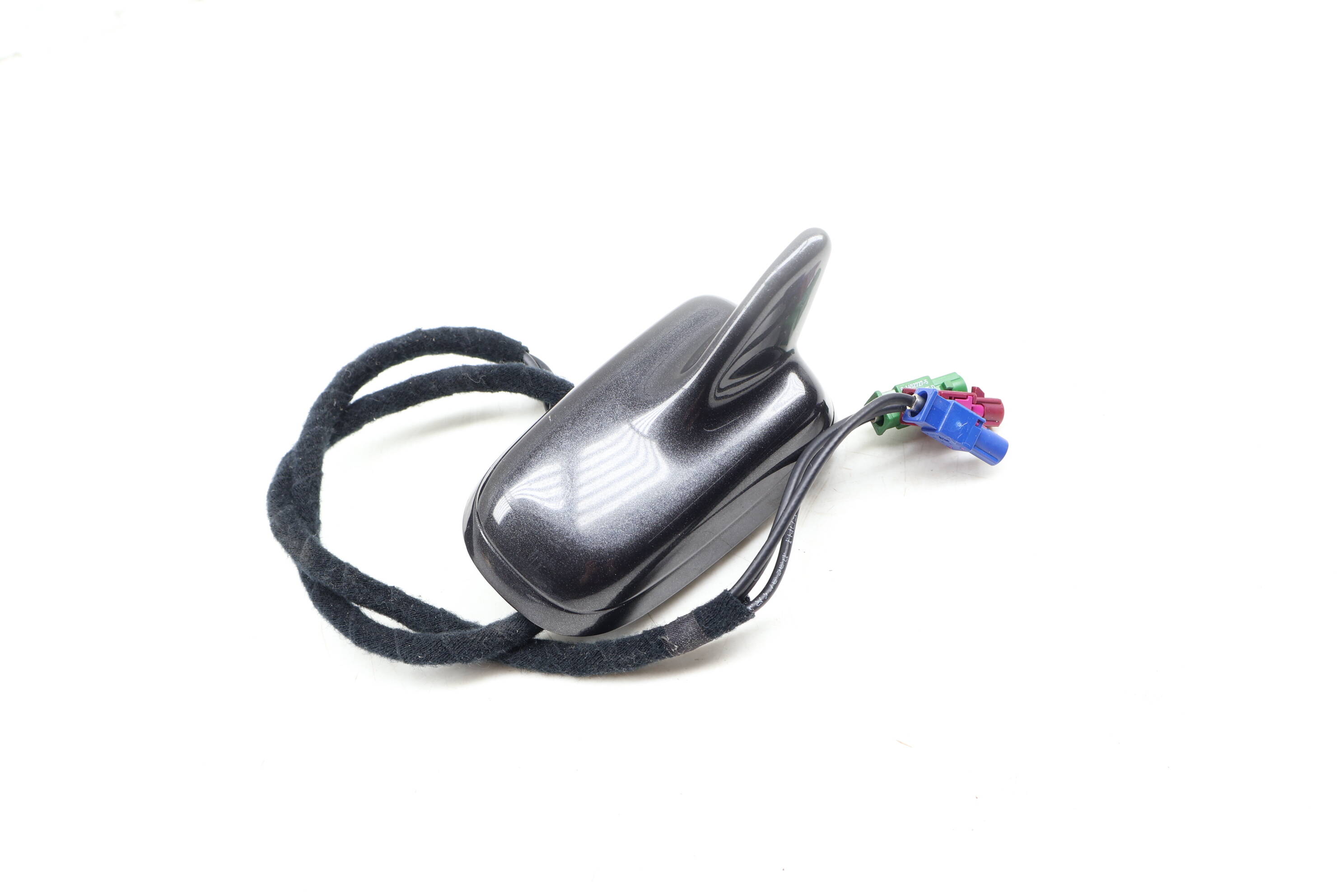 Shark Fin / Roof Antenna 4L0035503N