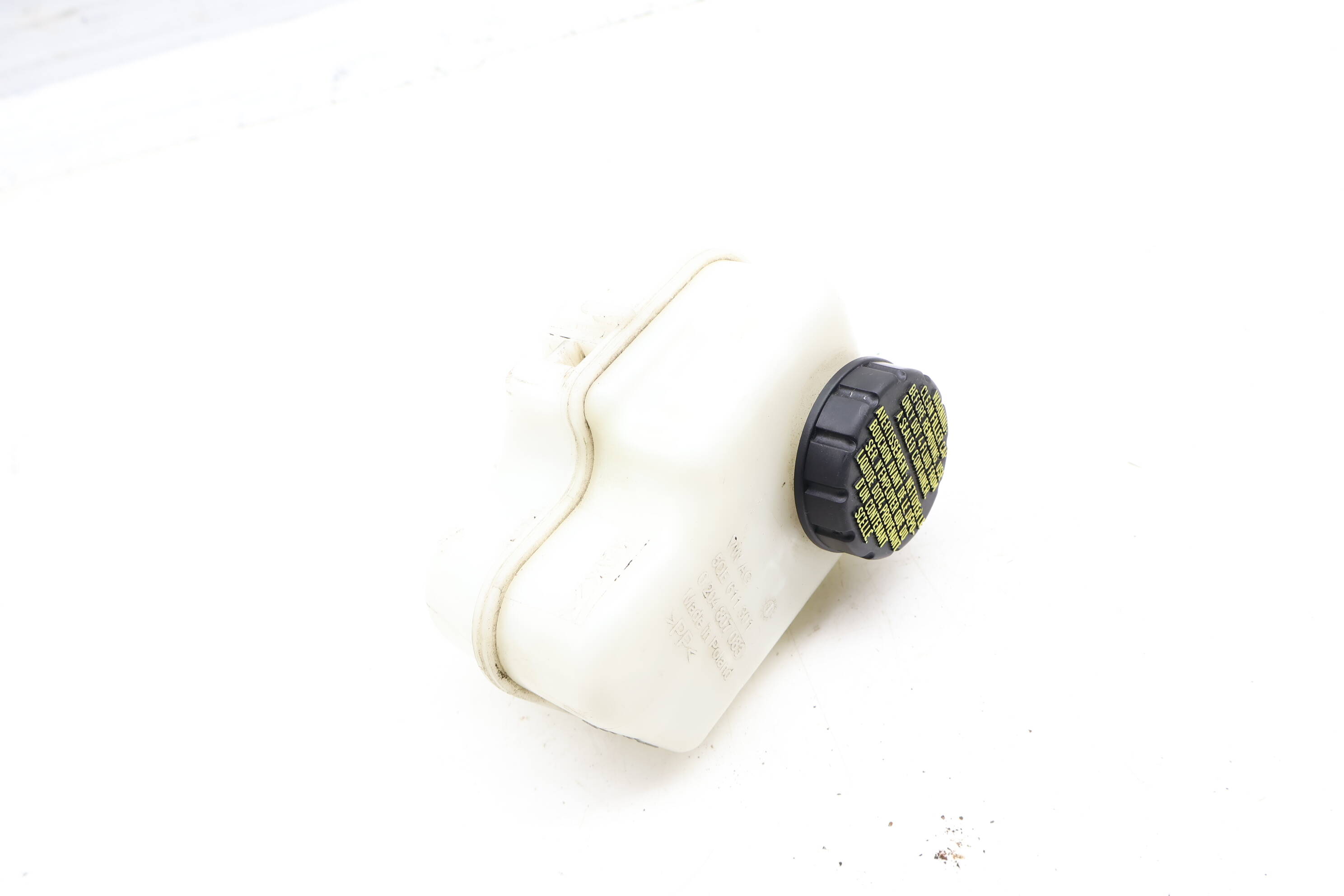 Brake Fluid Reservoir / Tank 5QE611301