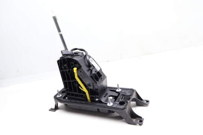 Automatic Shift / Shifter Assembly 5QN713025 main product photo