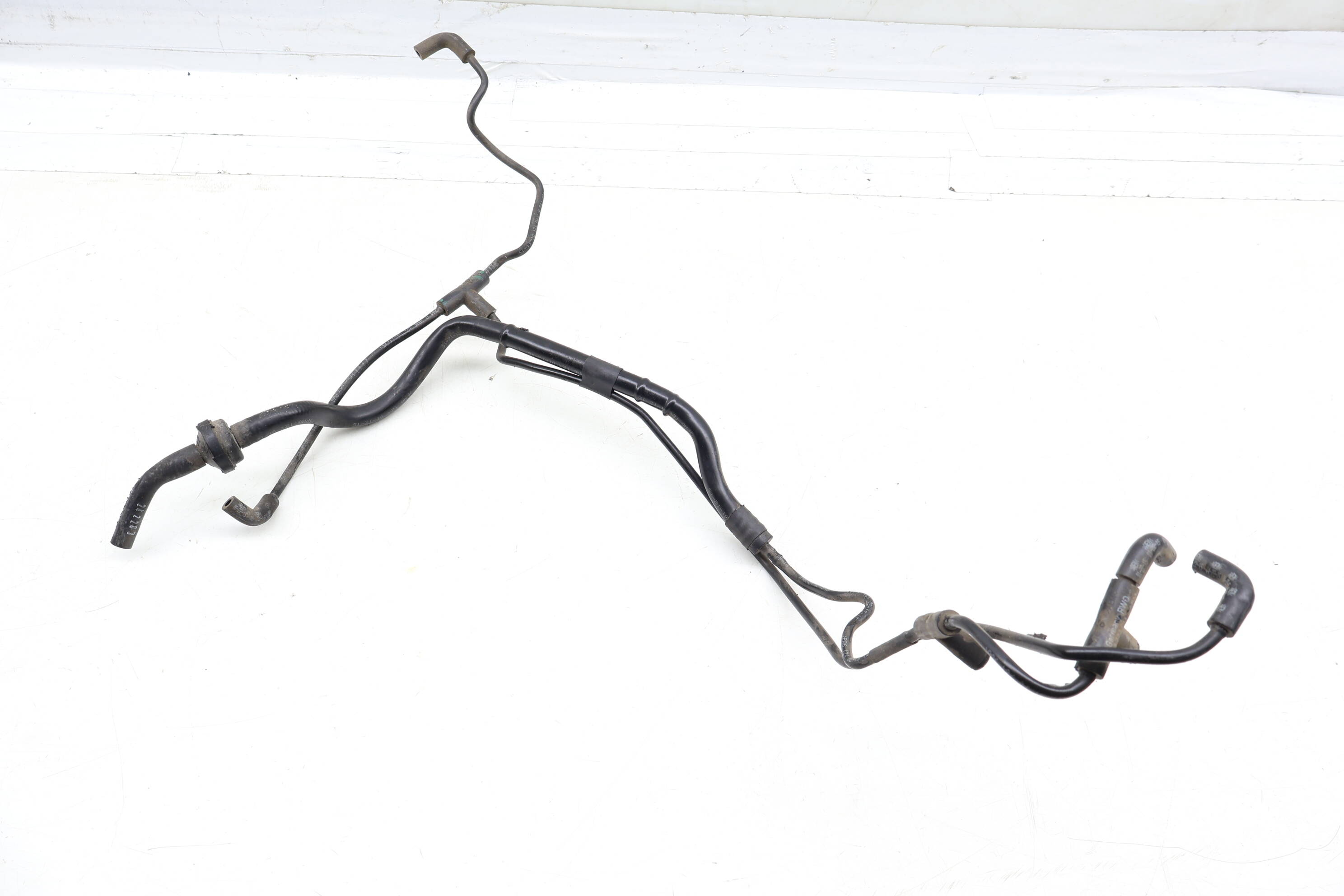 Vacuum Hose / Tube / Line 06E133773BE 95811077300