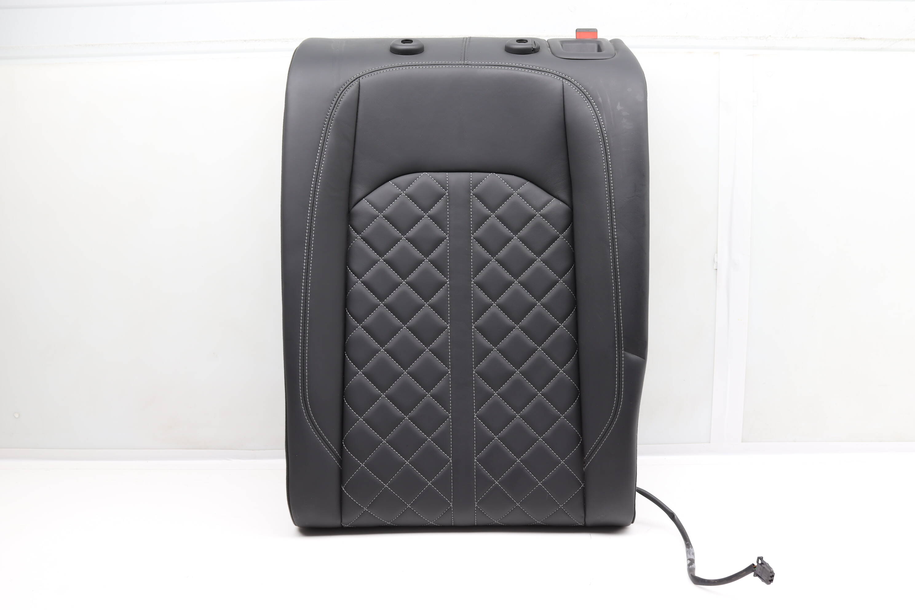 Upper Seat Backrest Cushion Assembly 8W0885805M