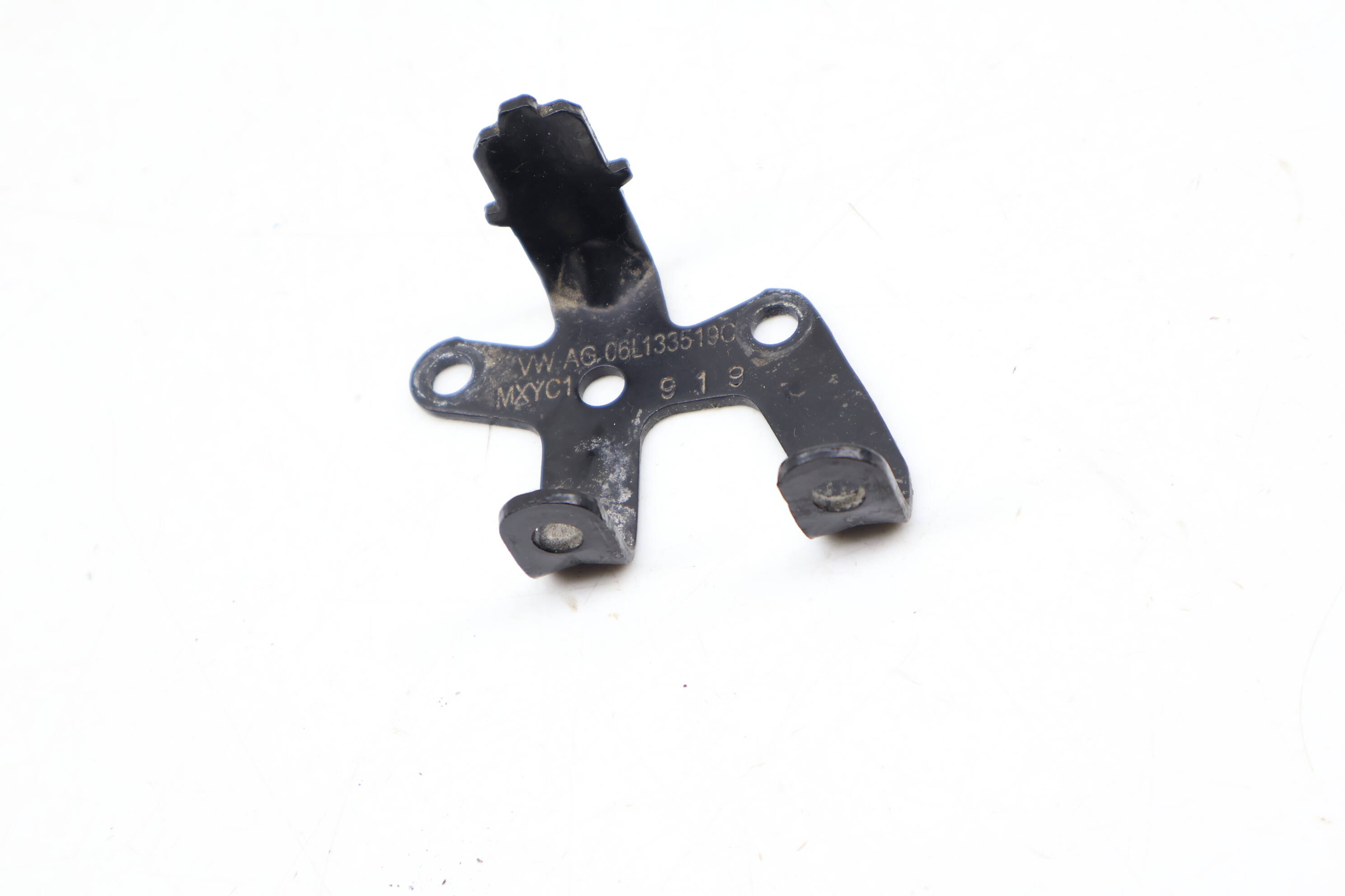Akf Valve Bracket 06L133519C
