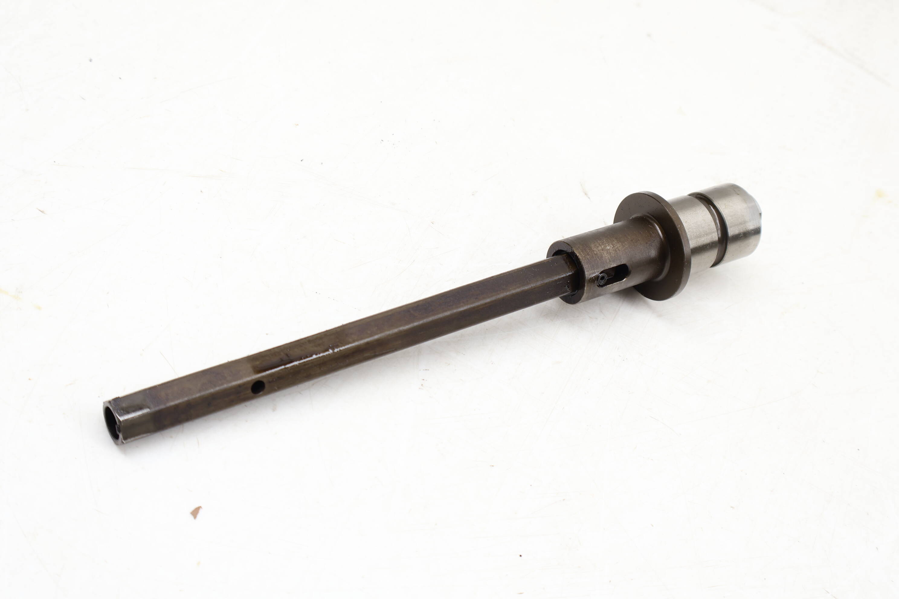 Engine Oil Pump Drive Shaft 06E109339Q 95810732000