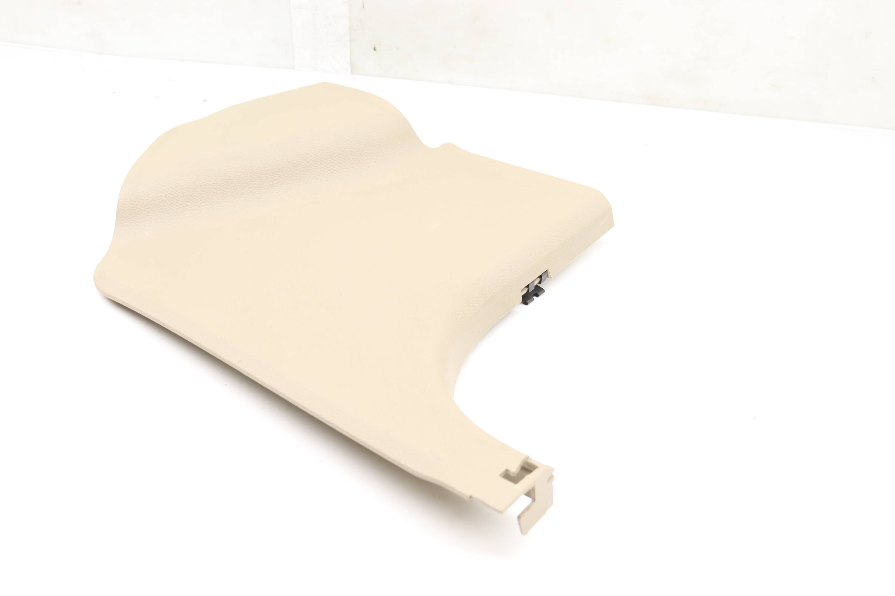 Lower A Pillar Trim / Kick Panel 2046881506