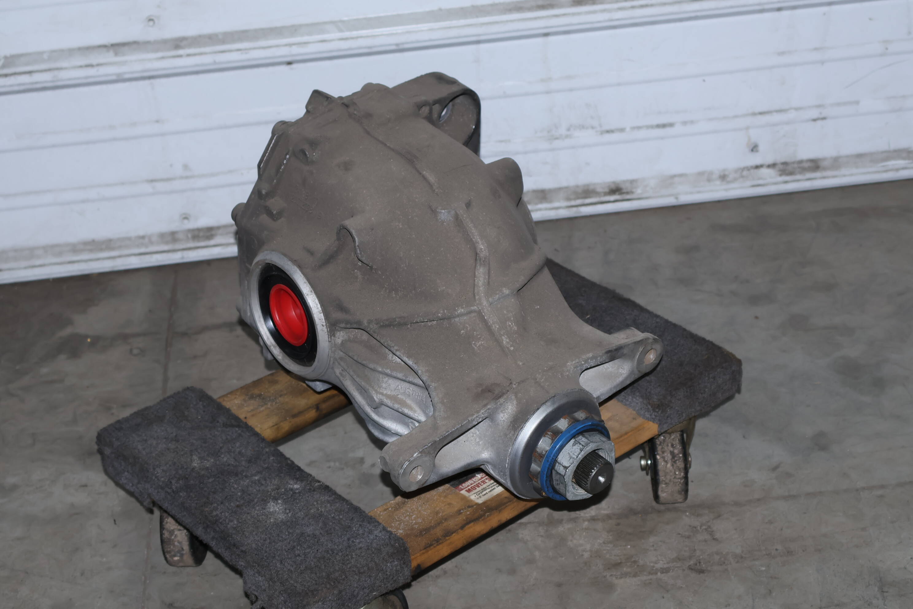 BMW Rear Differential / Diff (3.08) 33107584448