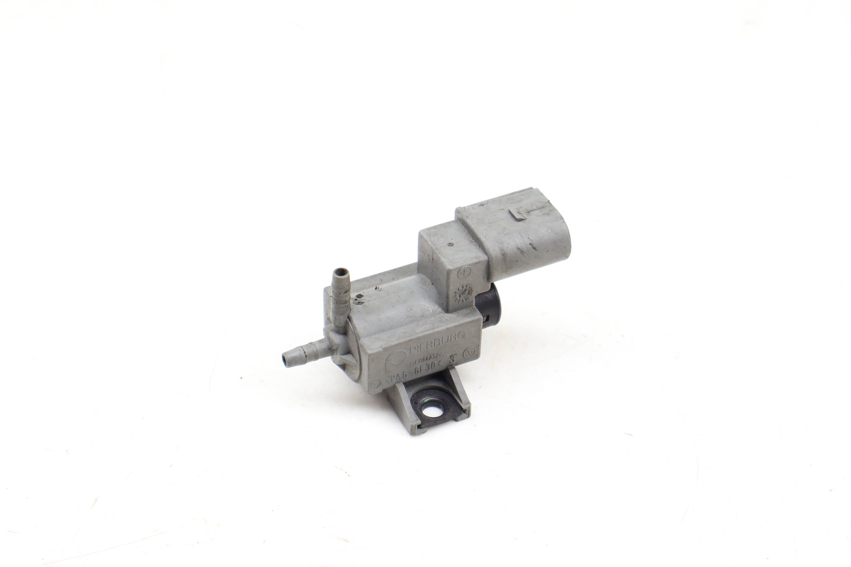 Vacuum Solenoid Valve 079906283B 95860512320