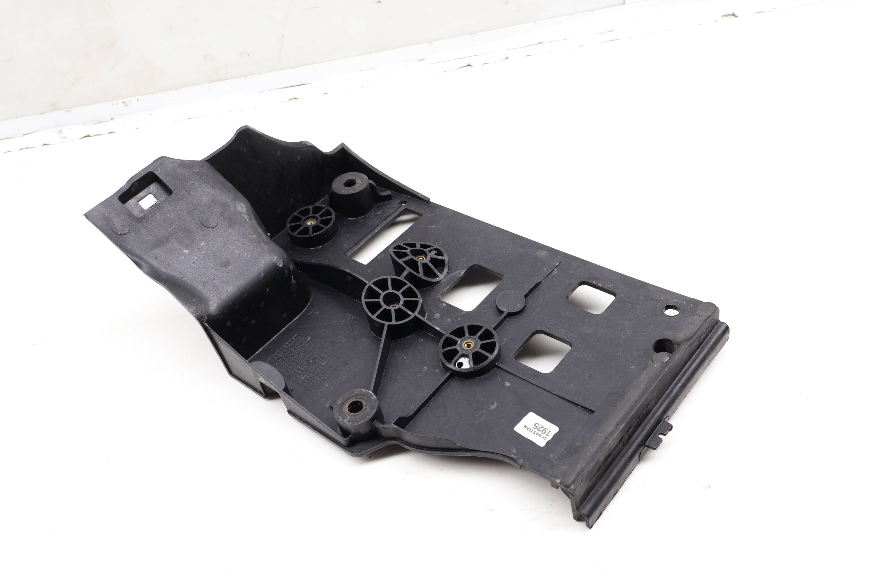 Battery Tray (Outer) DWM500021