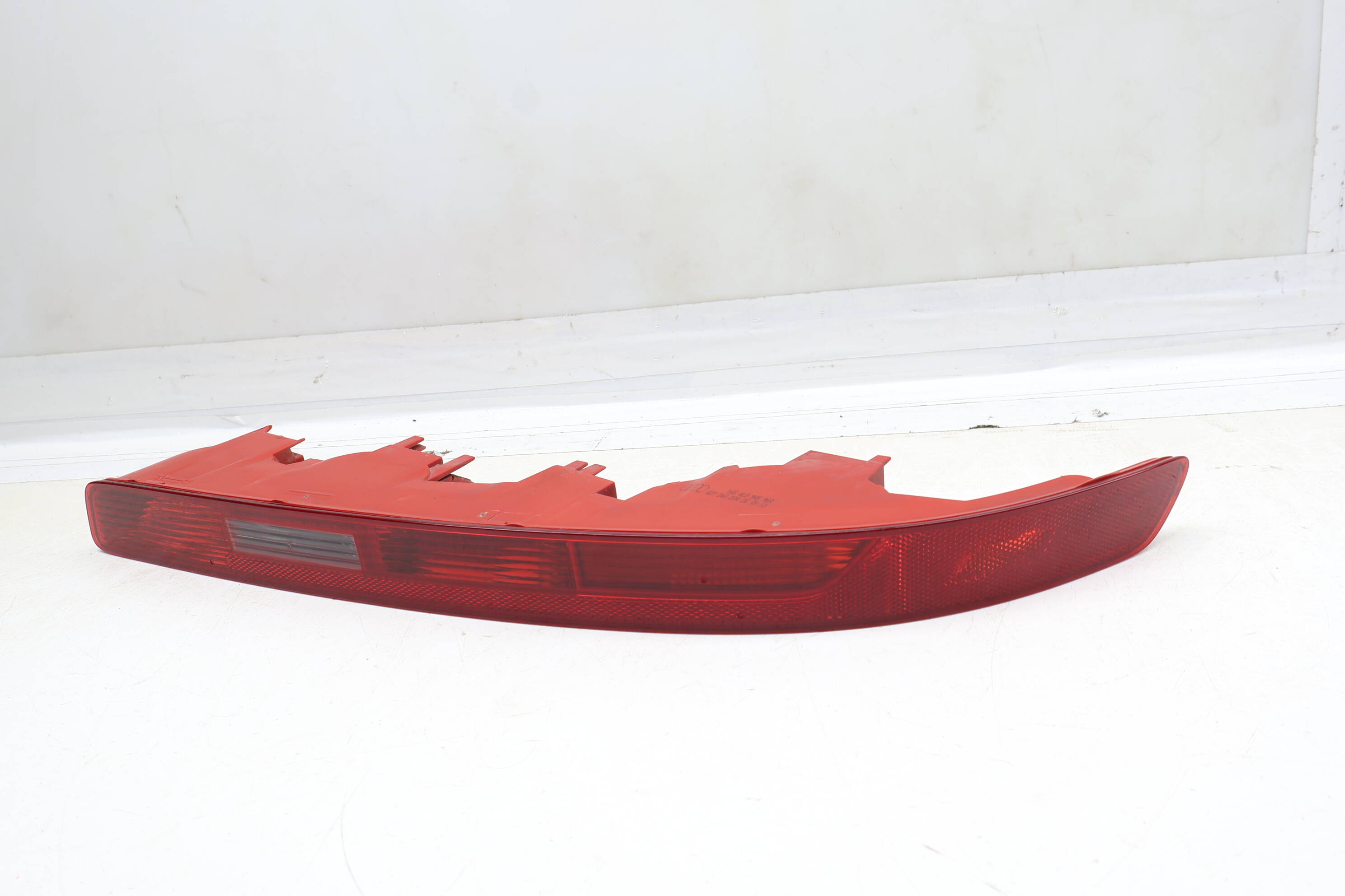 Lower Tail Light / Lamp 4L0945096A