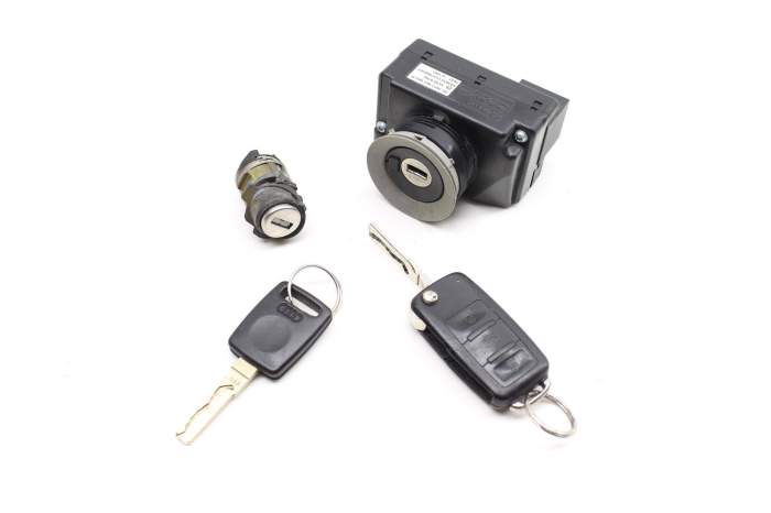 Ignition Lock Switch / Cylinder W/ Key 3D0905865H main product photo