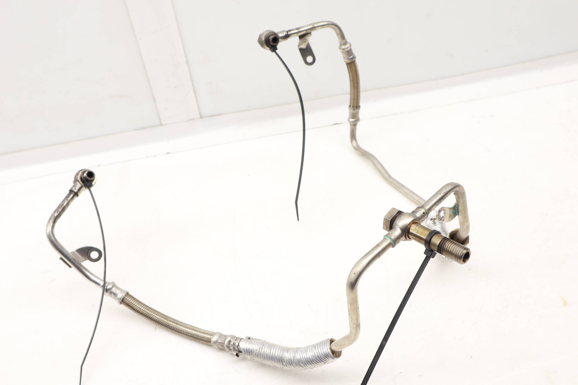 Turbo&#x20;Oil&#x20;Supply&#x20;Line&#x20;&#x2F;&#x20;Pipe&#x20;11427599233