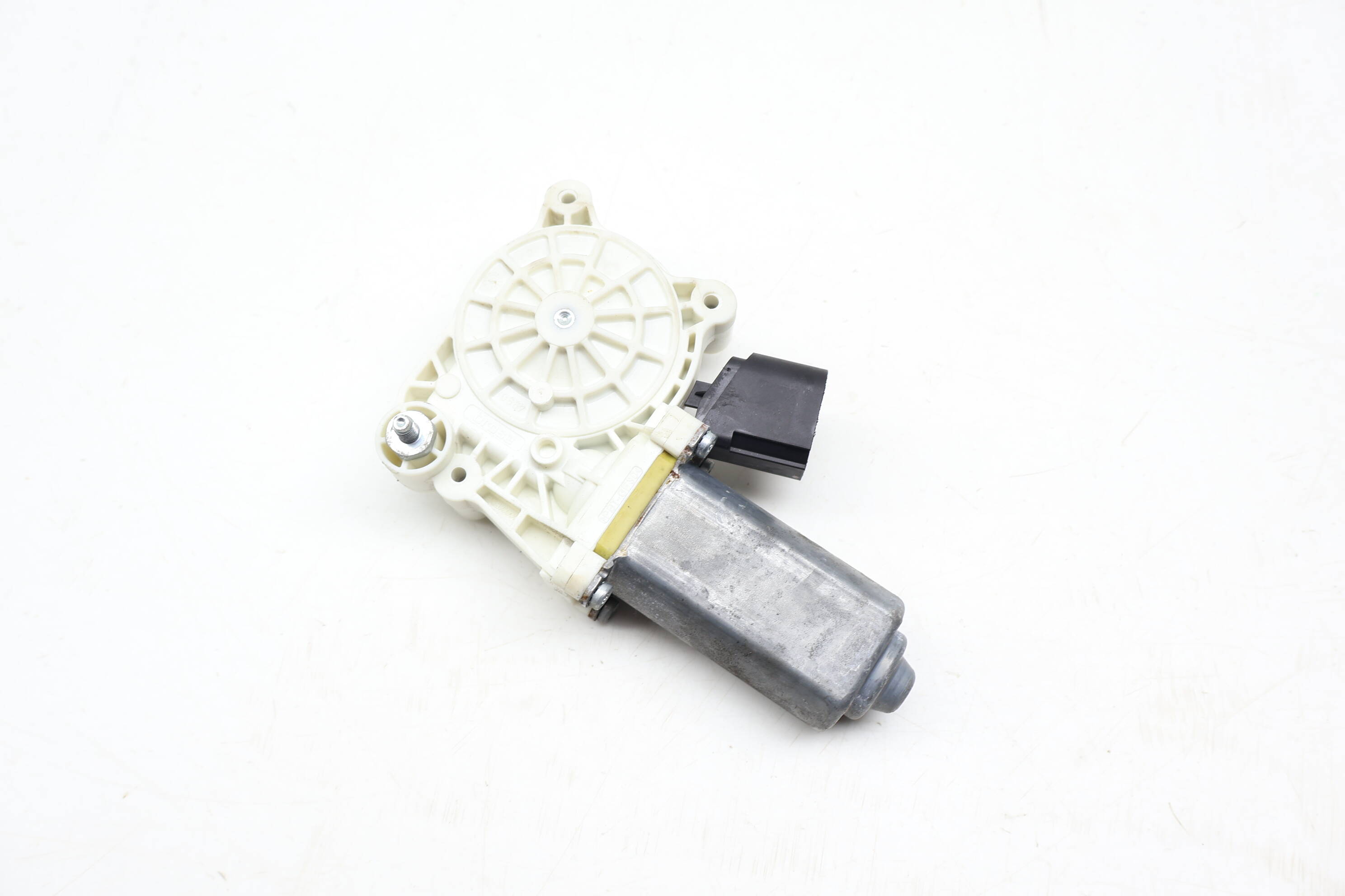 Window Lifter Motor 67627322748