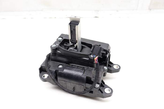Automatic Shift / Shifter Assembly 4M1713041E main product photo