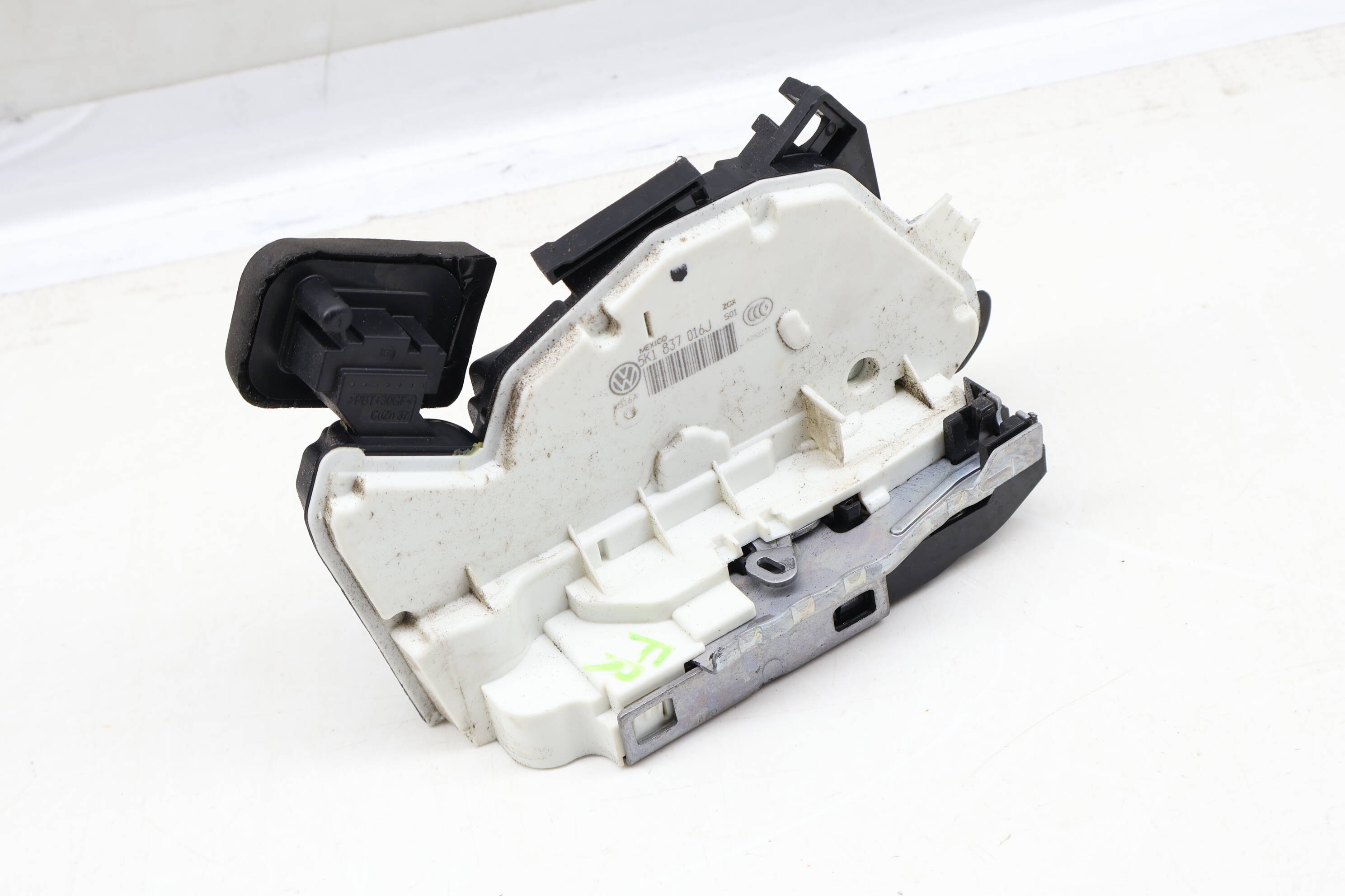 Door Latch / Lock Actuator 5K1837016J