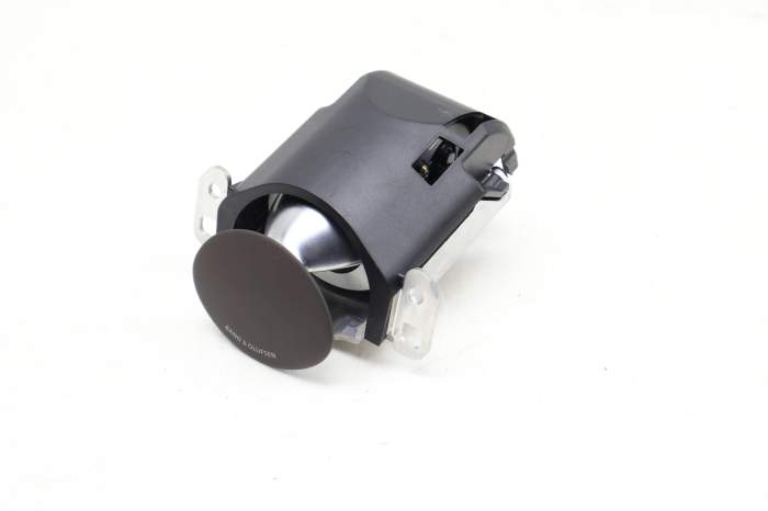 Dash Speaker (Bang & Olufsen) 4H0035361C main product photo