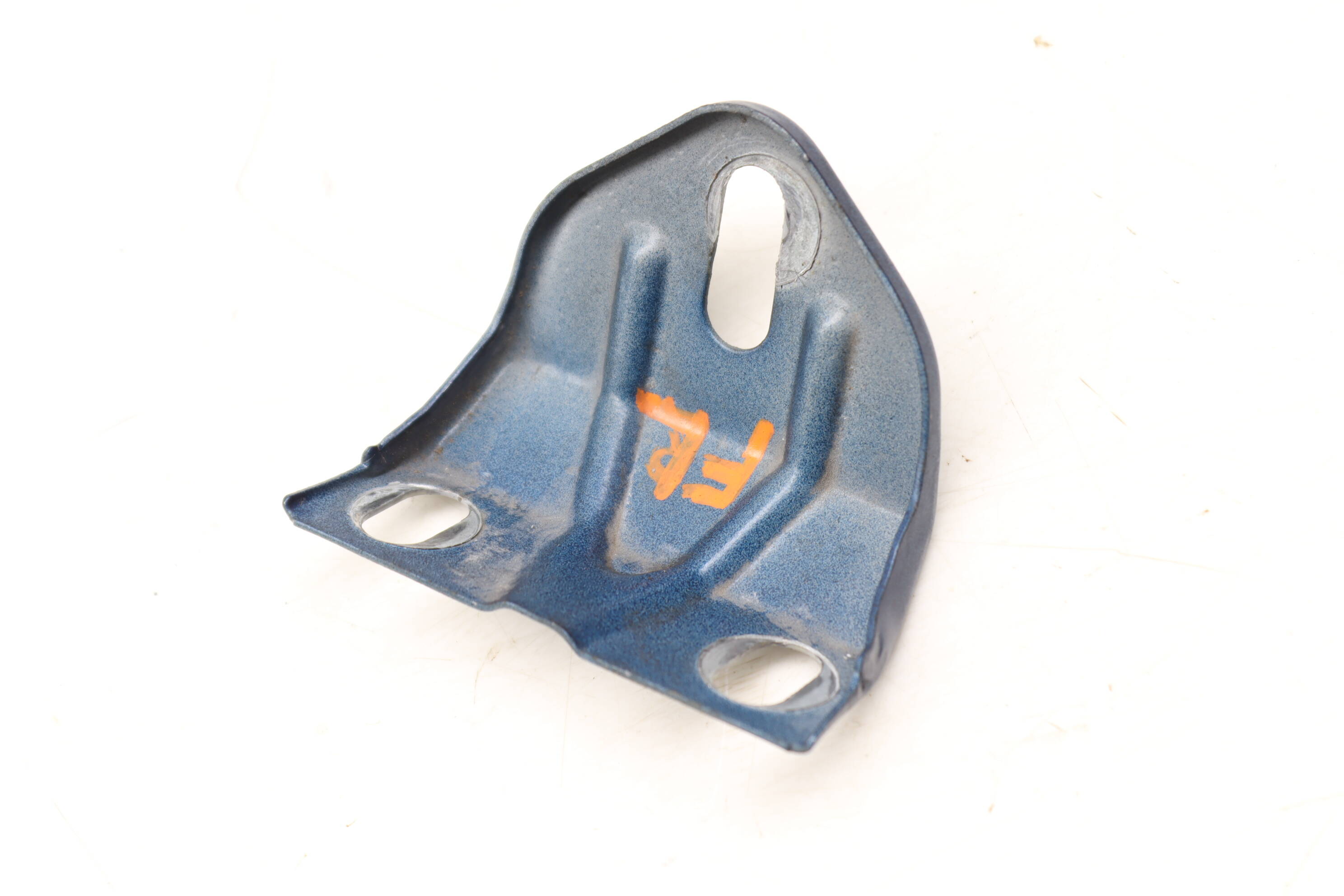 Fender Mount Bracket 99650455500